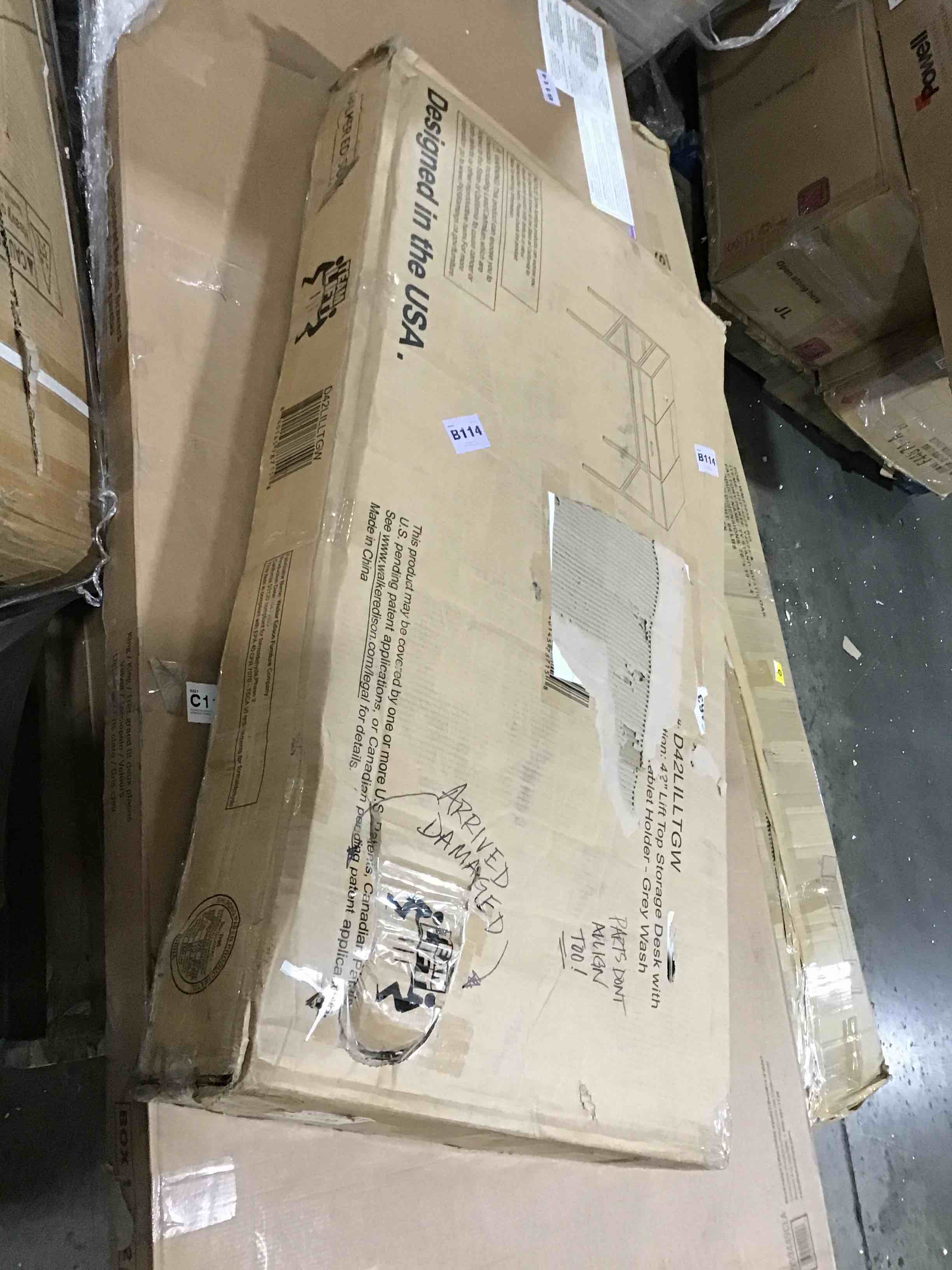 https://s3.amazonaws.com/lotting-images-prod/bidfta/RED5421667_1697123749965.jpeg