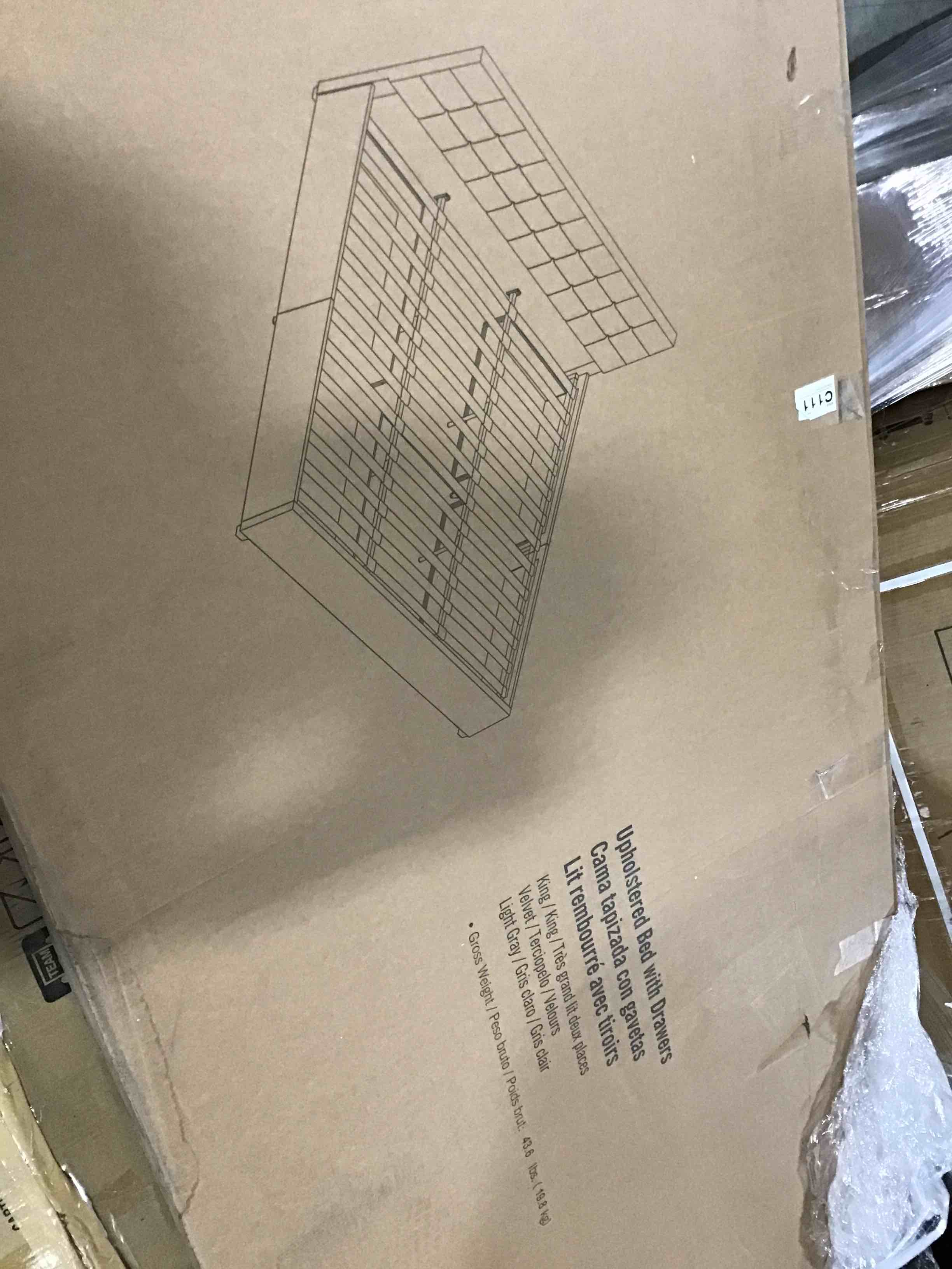 https://s3.amazonaws.com/lotting-images-prod/bidfta/RED5421668_1697123959711.jpeg