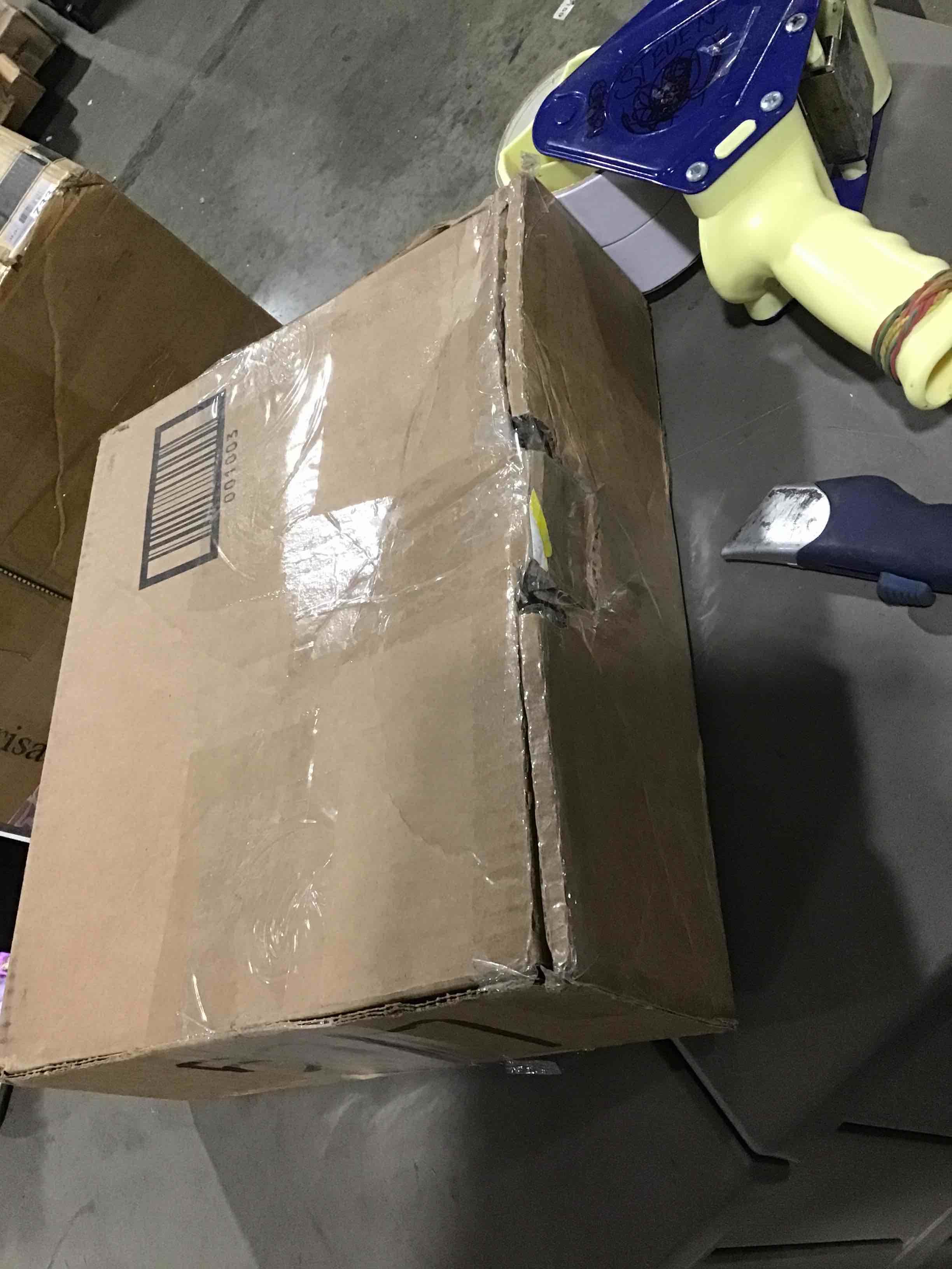 https://s3.amazonaws.com/lotting-images-prod/bidfta/RED5422122_1697893299659.jpeg