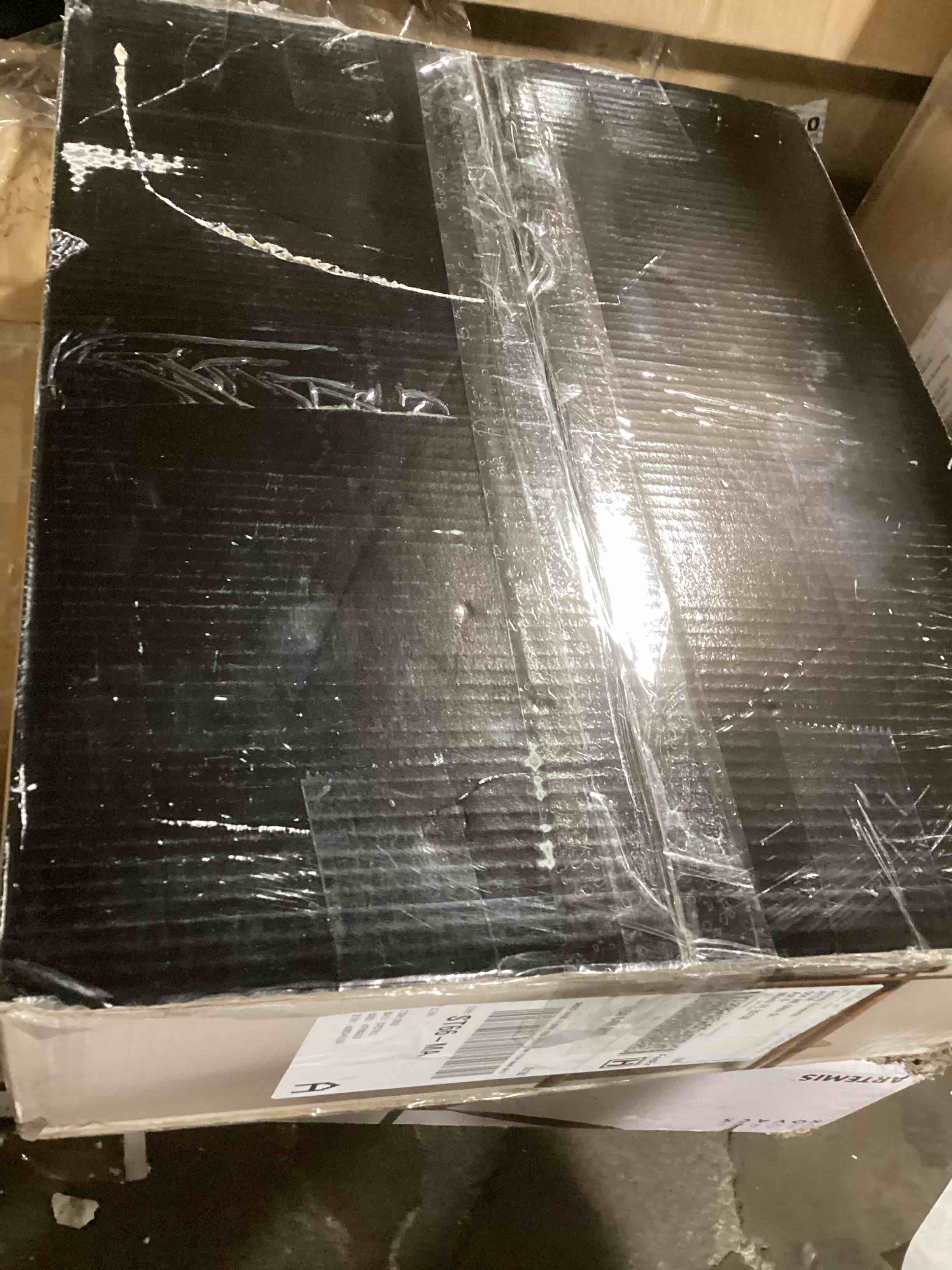 https://s3.amazonaws.com/lotting-images-prod/bidfta/RED5423760_1704300757320.jpeg