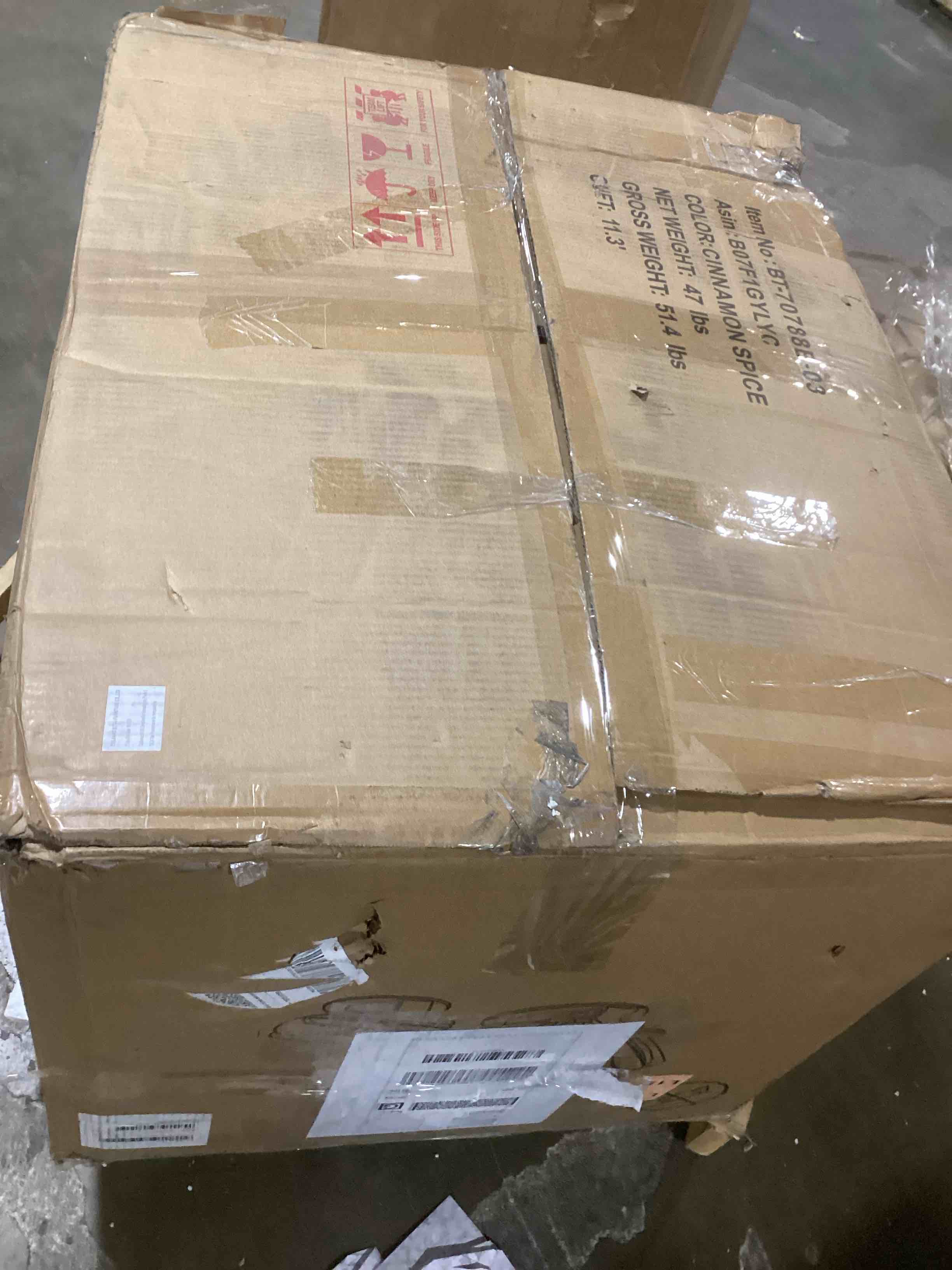 https://s3.amazonaws.com/lotting-images-prod/bidfta/RED5423886_1704399274816.jpeg