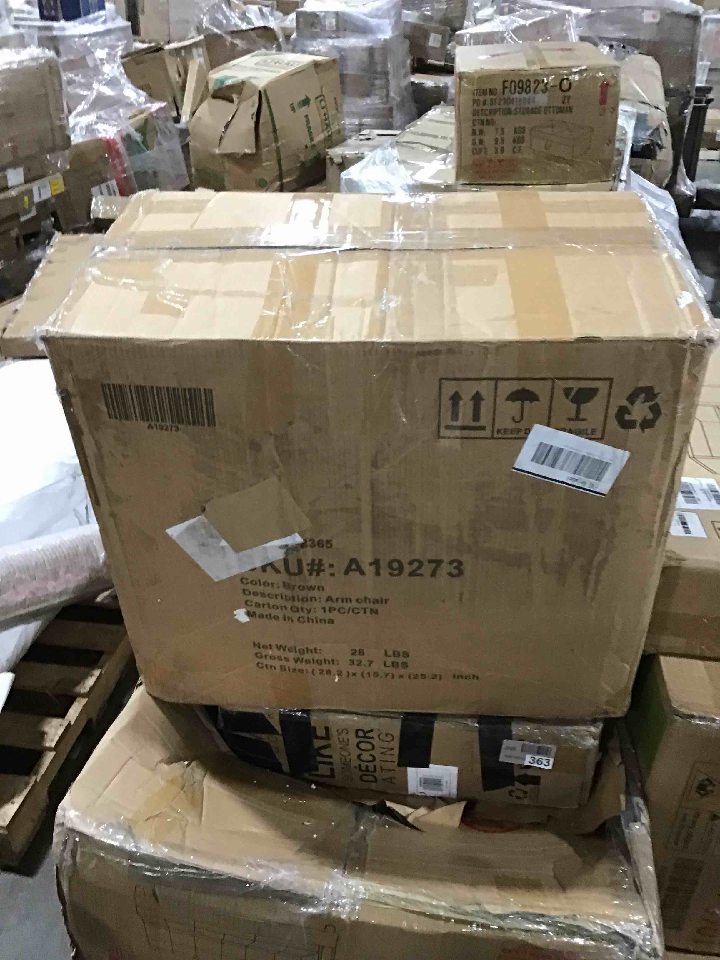 https://s3.amazonaws.com/lotting-images-prod/bidfta/RED5424817_1697124440607.jpeg