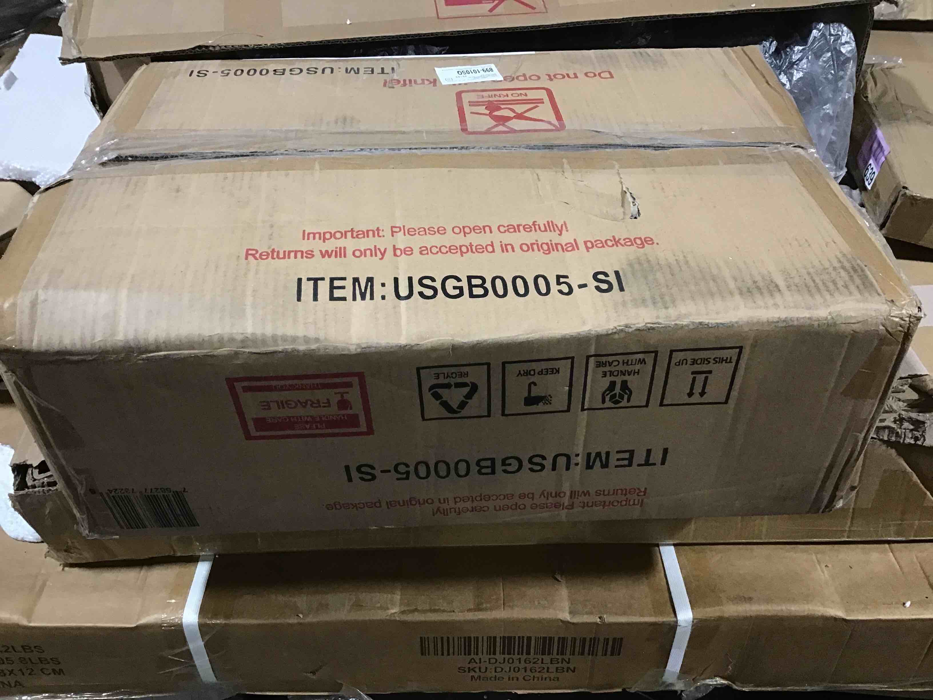 https://s3.amazonaws.com/lotting-images-prod/bidfta/RED5425118_1698332707405.jpeg