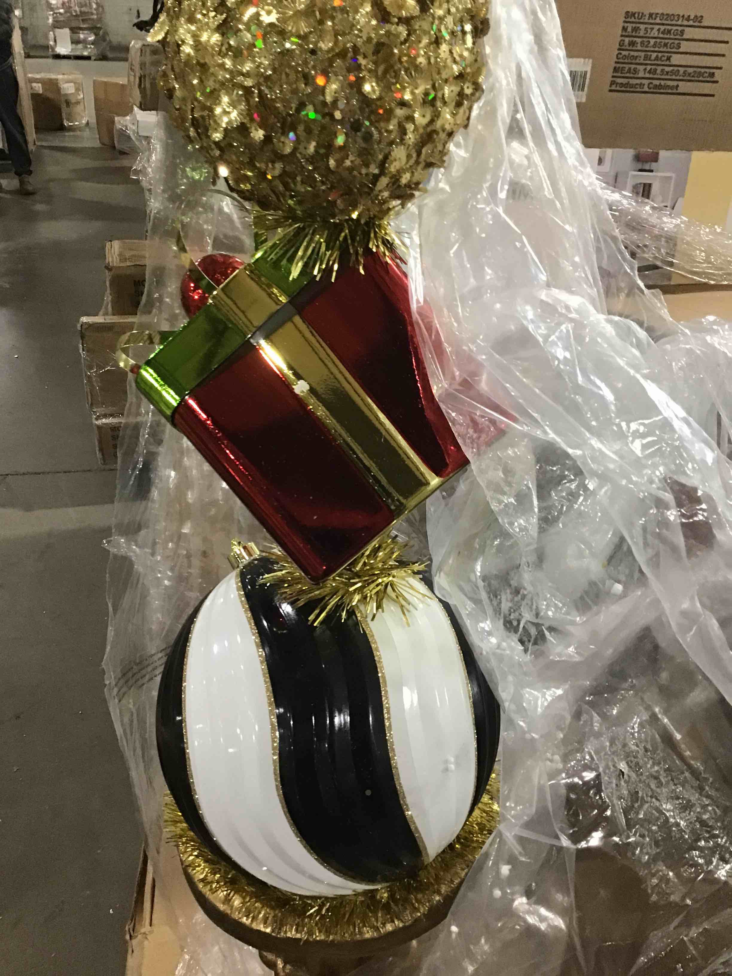 https://s3.amazonaws.com/lotting-images-prod/bidfta/RED5425670_1699633819833.jpeg