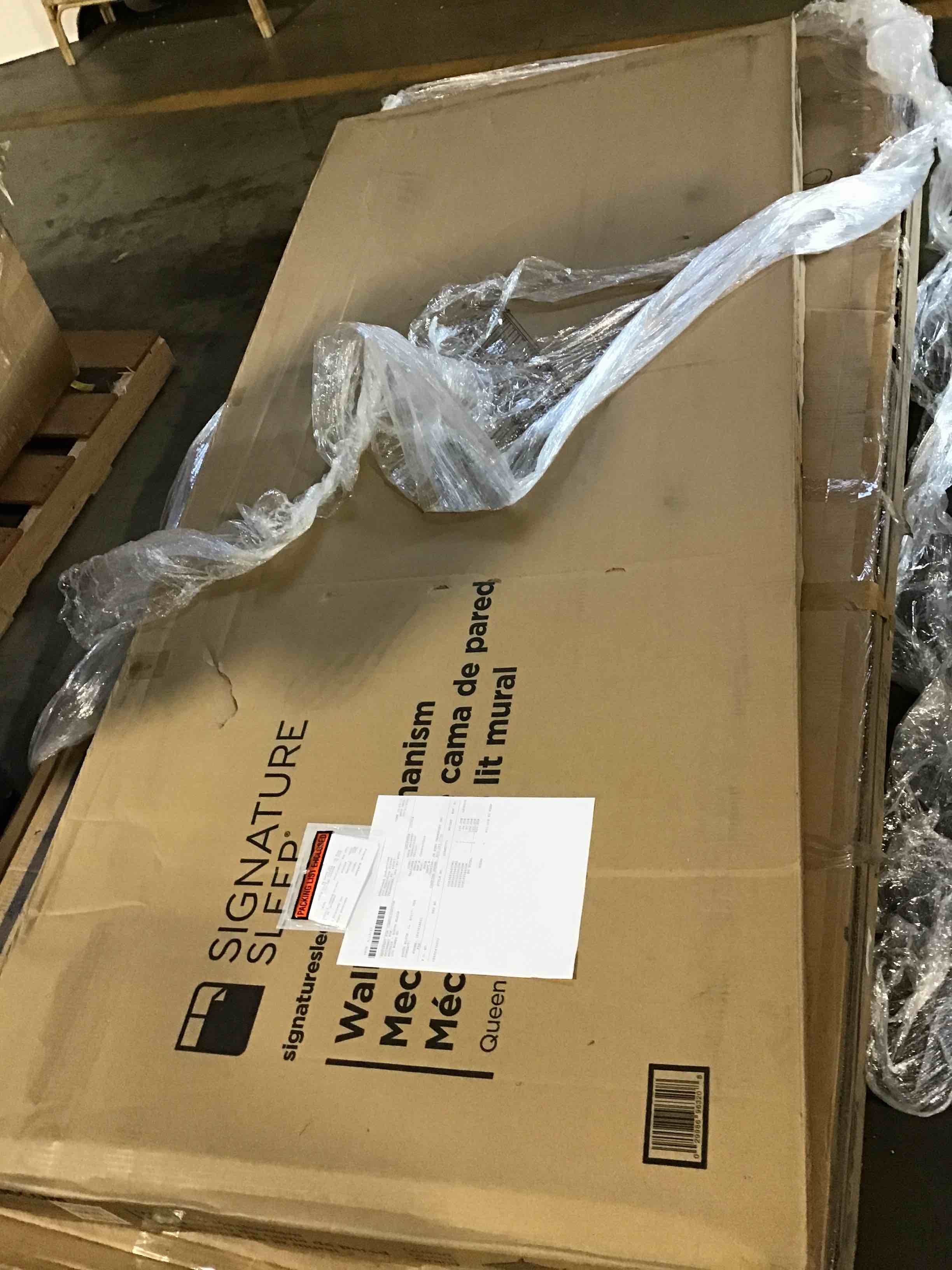 https://s3.amazonaws.com/lotting-images-prod/bidfta/RED5425992_1697118665174.jpeg