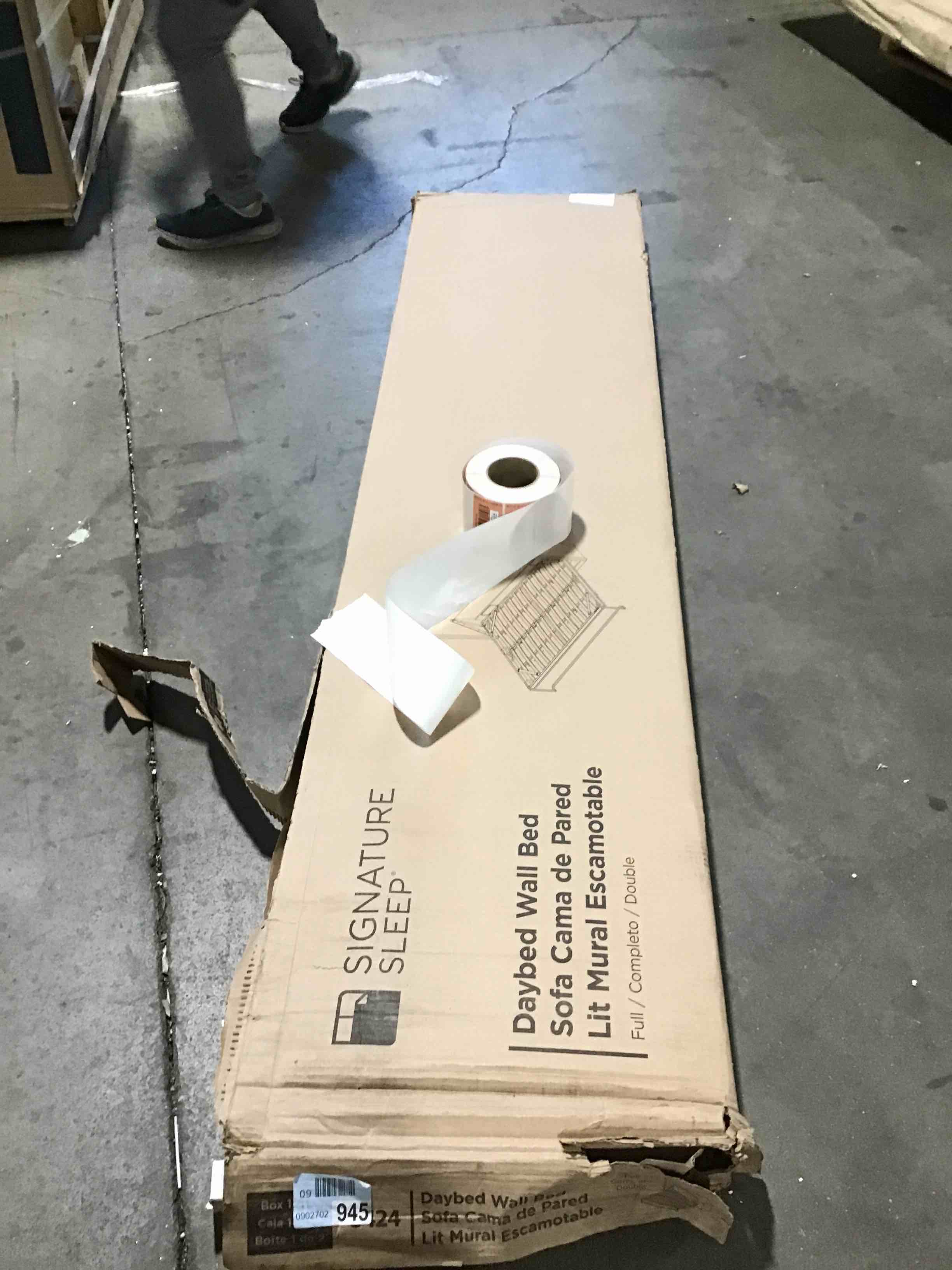 https://s3.amazonaws.com/lotting-images-prod/bidfta/RED5425999_1697121814412.jpeg