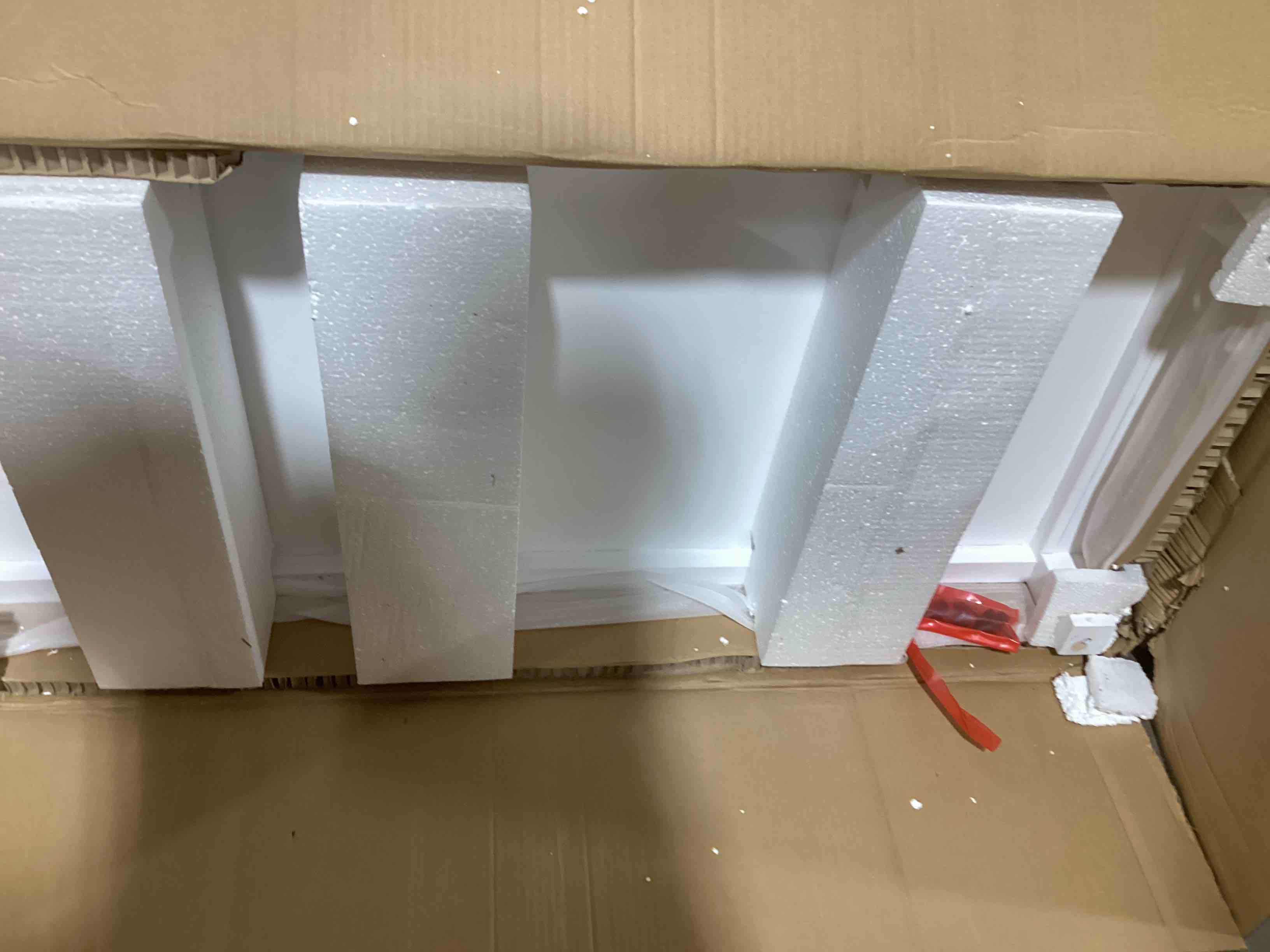 https://s3.amazonaws.com/lotting-images-prod/bidfta/RED5426139_1698155687423.jpeg