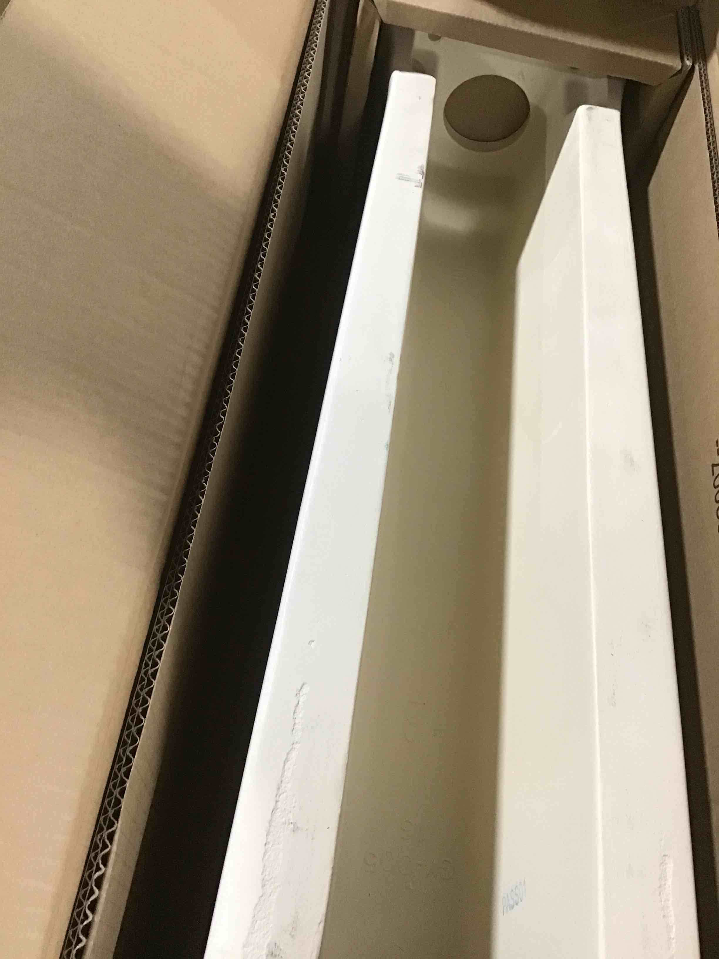 https://s3.amazonaws.com/lotting-images-prod/bidfta/RED5428490_1698350932992.jpeg
