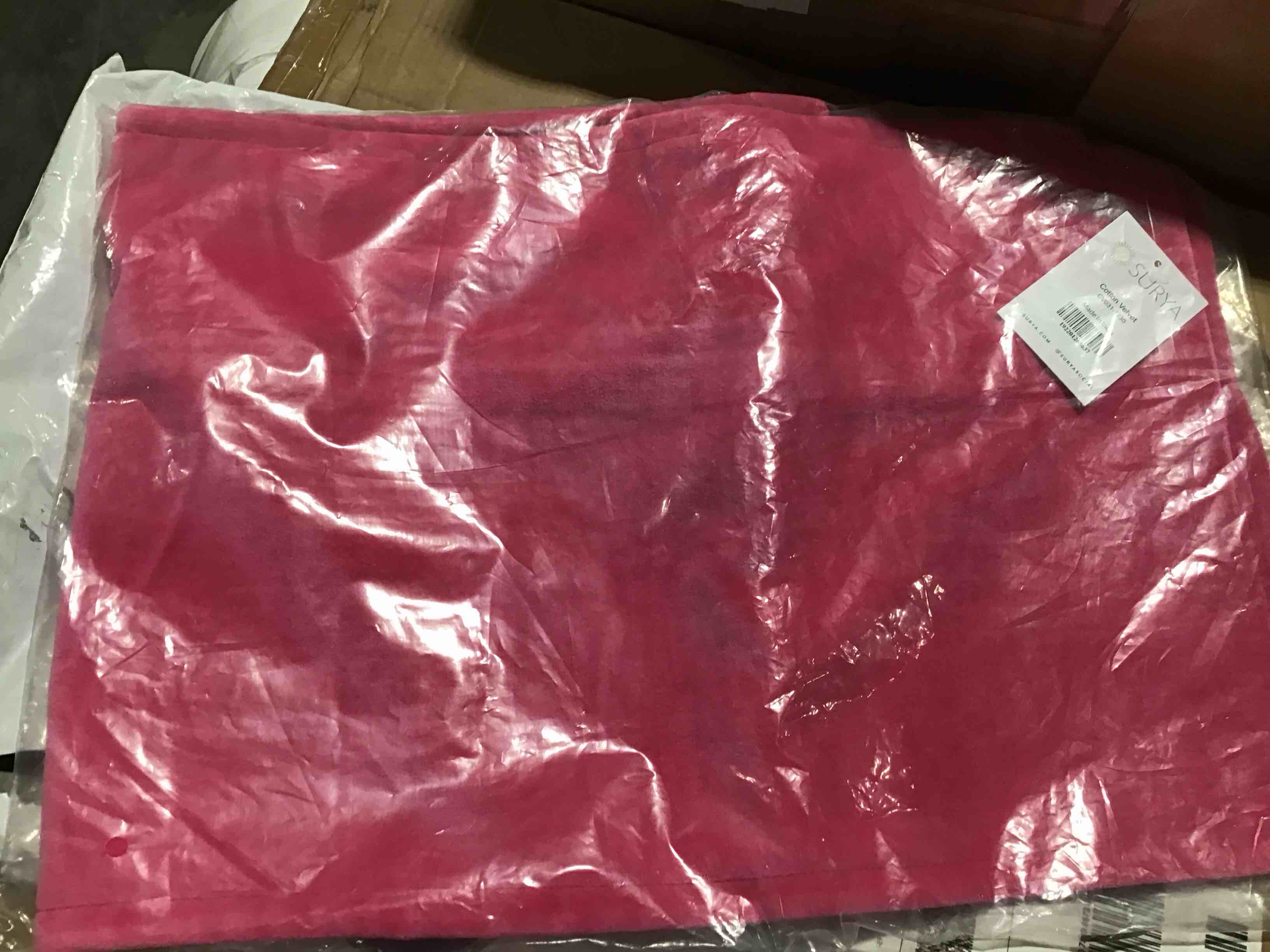 https://s3.amazonaws.com/lotting-images-prod/bidfta/RED5430010_1698160988313.jpeg