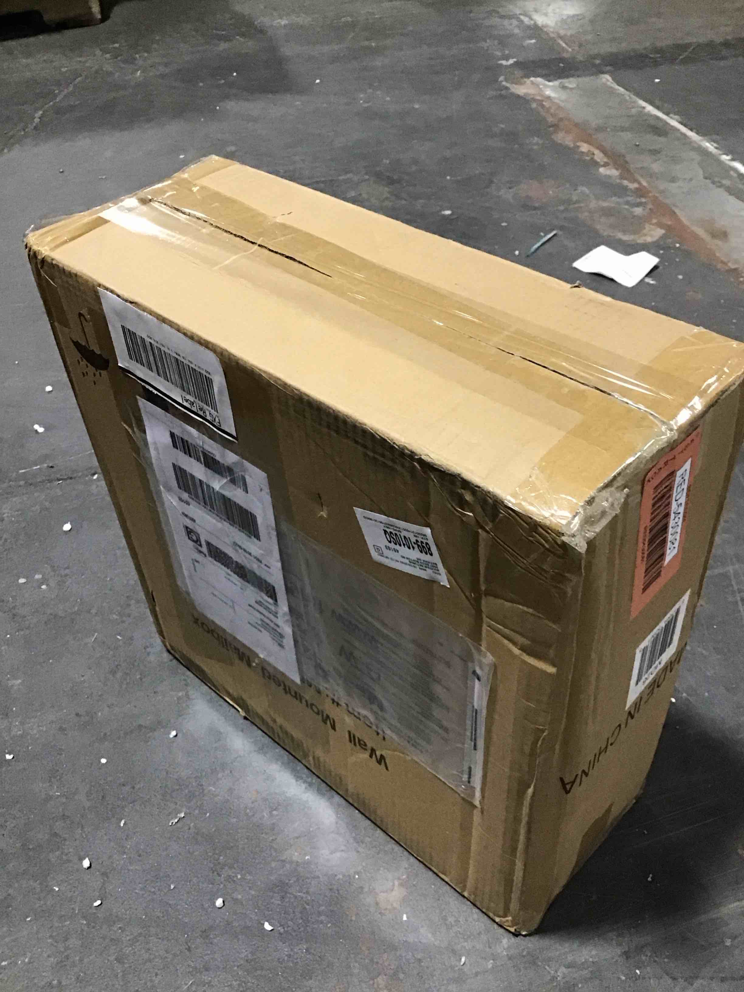 https://s3.amazonaws.com/lotting-images-prod/bidfta/RED5430081_1698168816582.jpeg