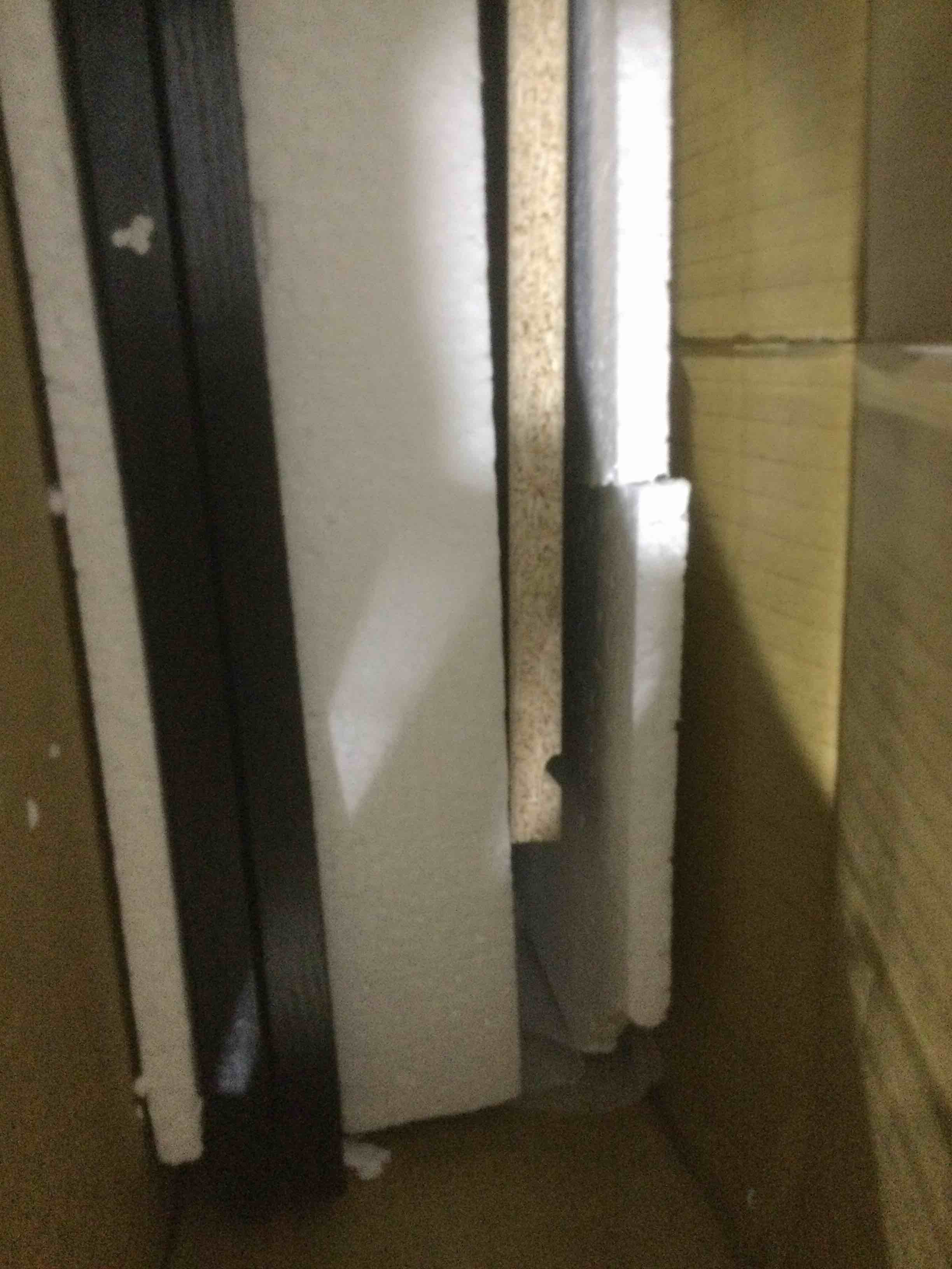 https://s3.amazonaws.com/lotting-images-prod/bidfta/RED5430451_1697630618787.jpeg