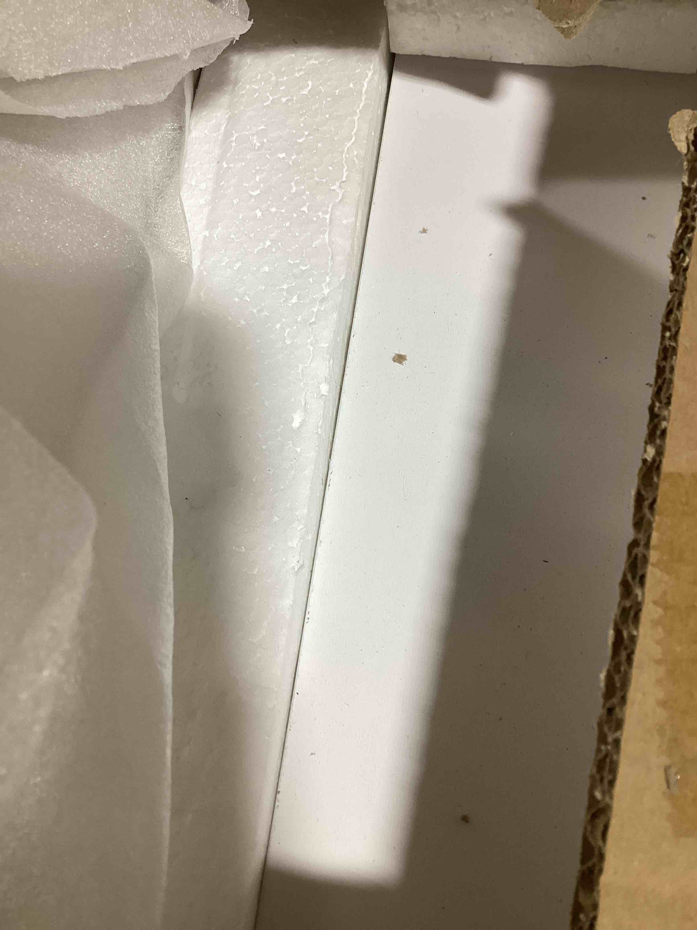 https://s3.amazonaws.com/lotting-images-prod/bidfta/RED5431712_1700831958432.jpeg