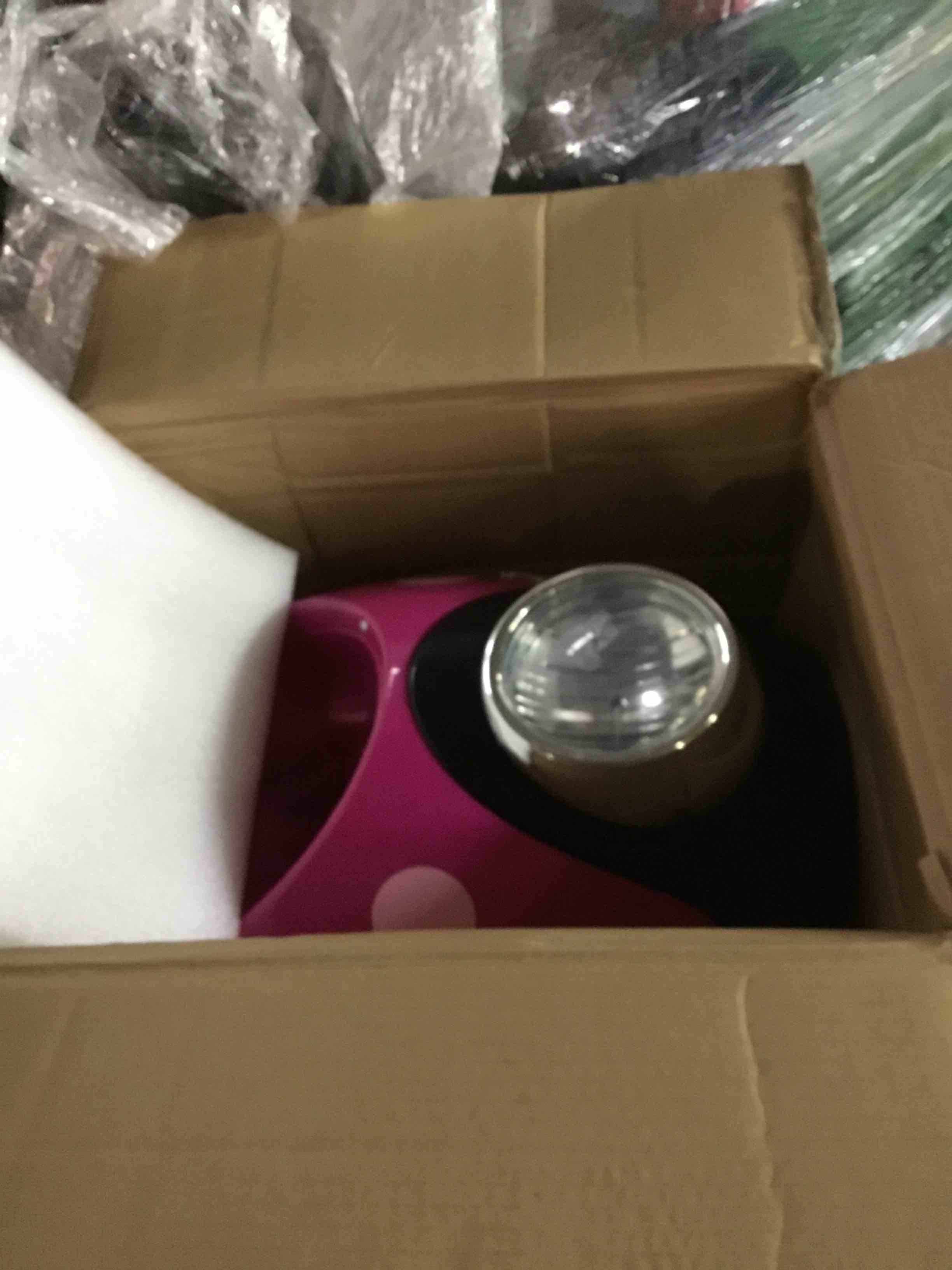 https://s3.amazonaws.com/lotting-images-prod/bidfta/RED5434668_1701701388799.jpeg