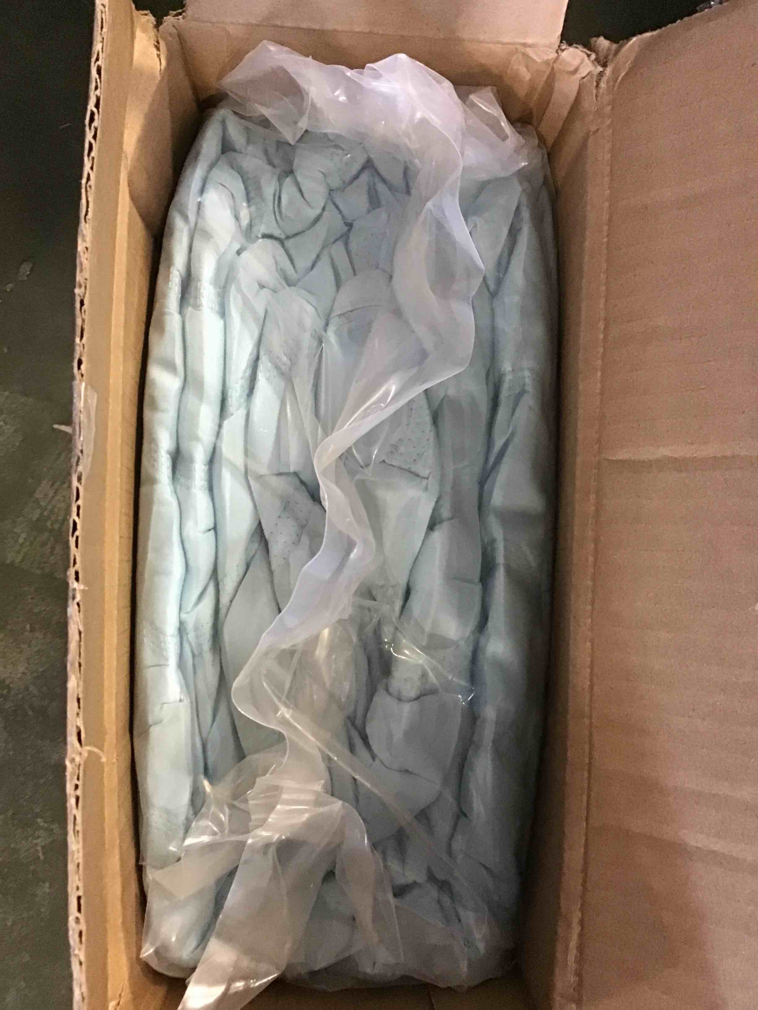 https://s3.amazonaws.com/lotting-images-prod/bidfta/RED5435827_1702053431752.jpeg