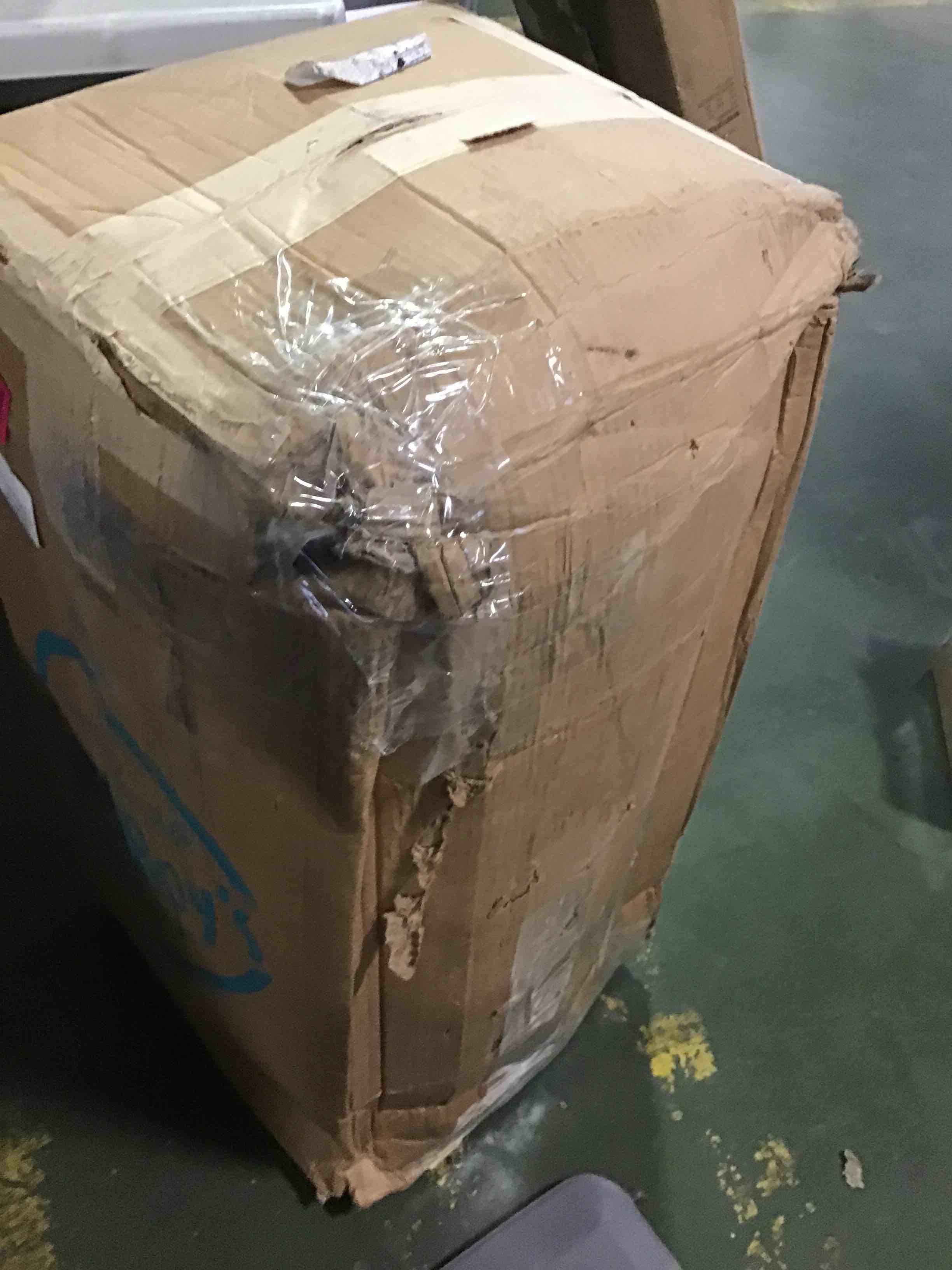 https://s3.amazonaws.com/lotting-images-prod/bidfta/RED5436201_1703338250652.jpeg