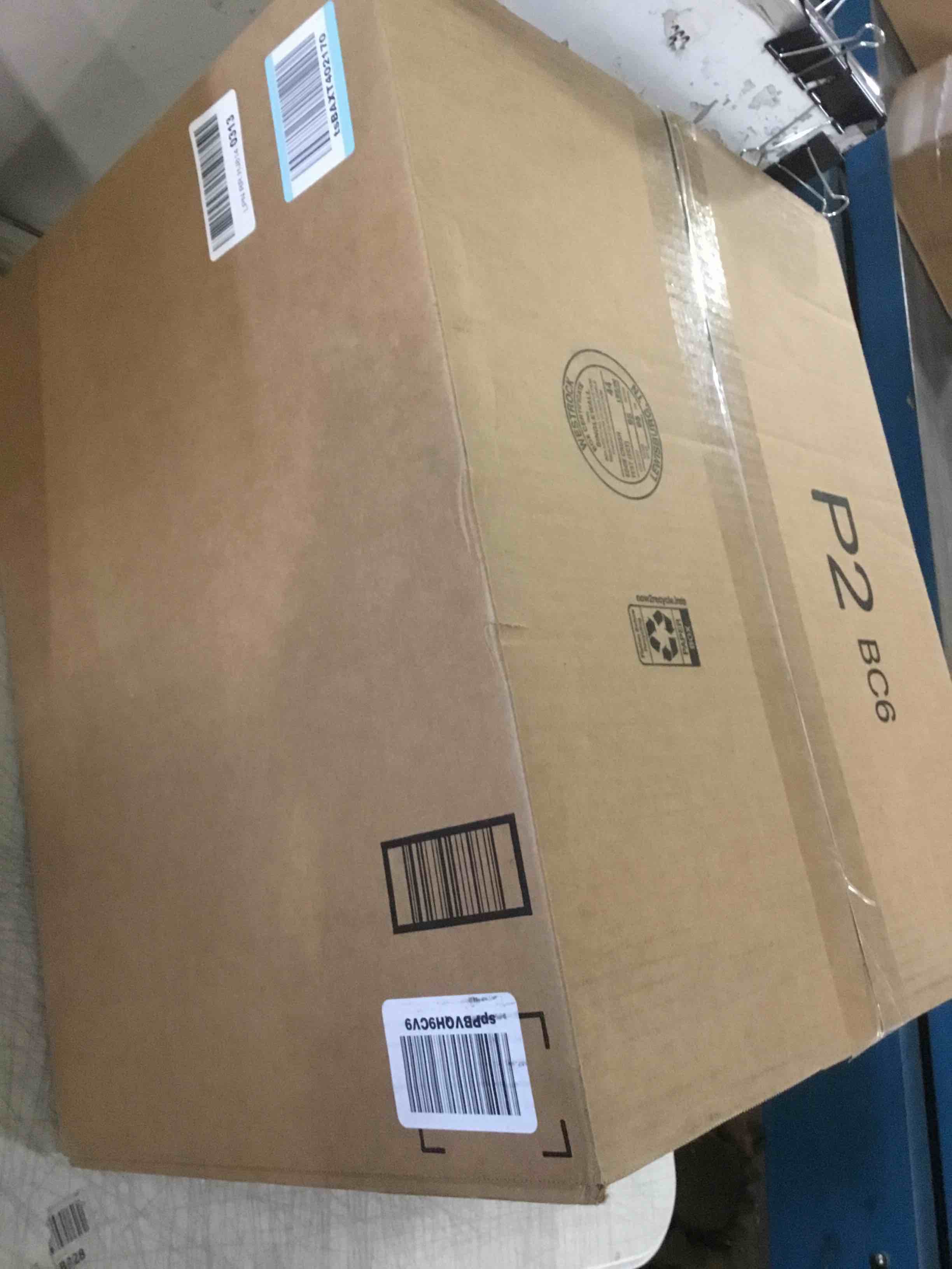 https://s3.amazonaws.com/lotting-images-prod/bidfta/RED5436942_1700686019328.jpeg
