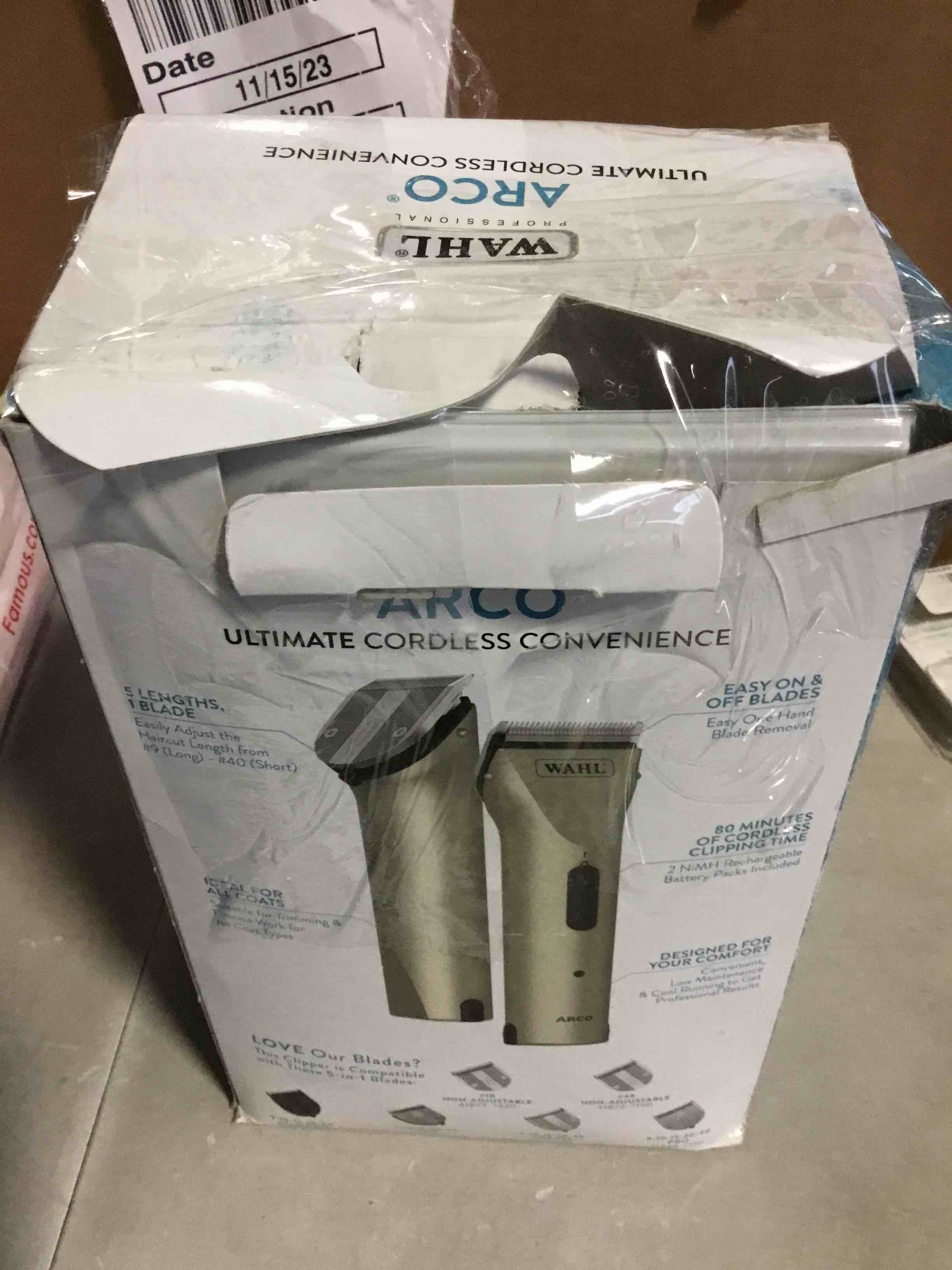 https://s3.amazonaws.com/lotting-images-prod/bidfta/RED5438059_1700232844557.jpeg