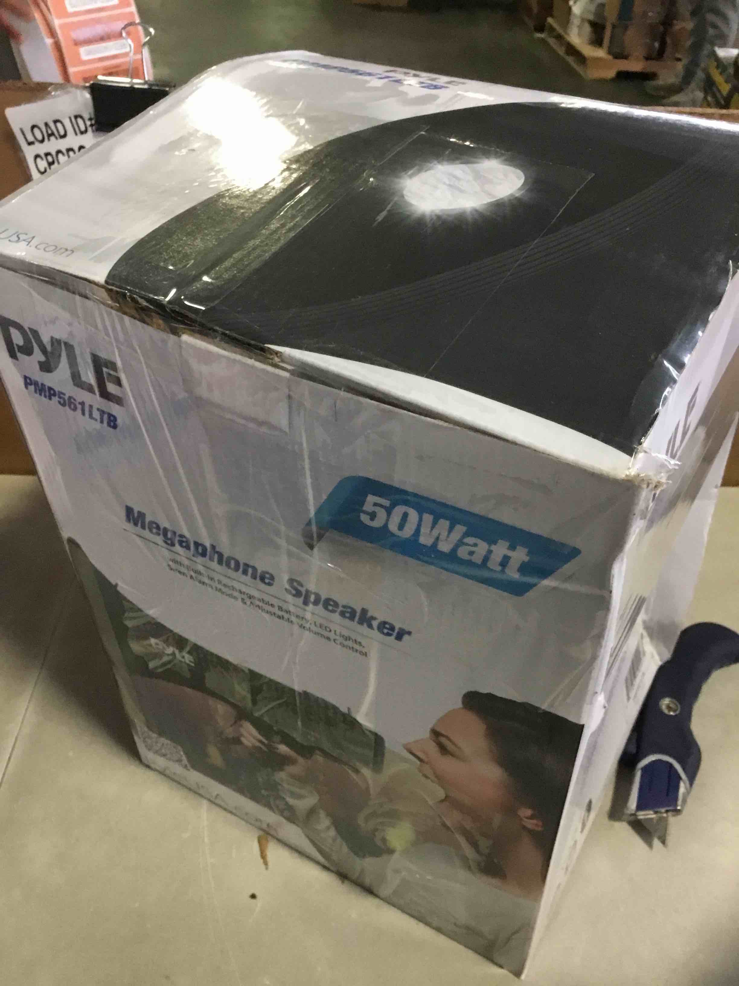 https://s3.amazonaws.com/lotting-images-prod/bidfta/RED5438124_1700244159710.jpeg