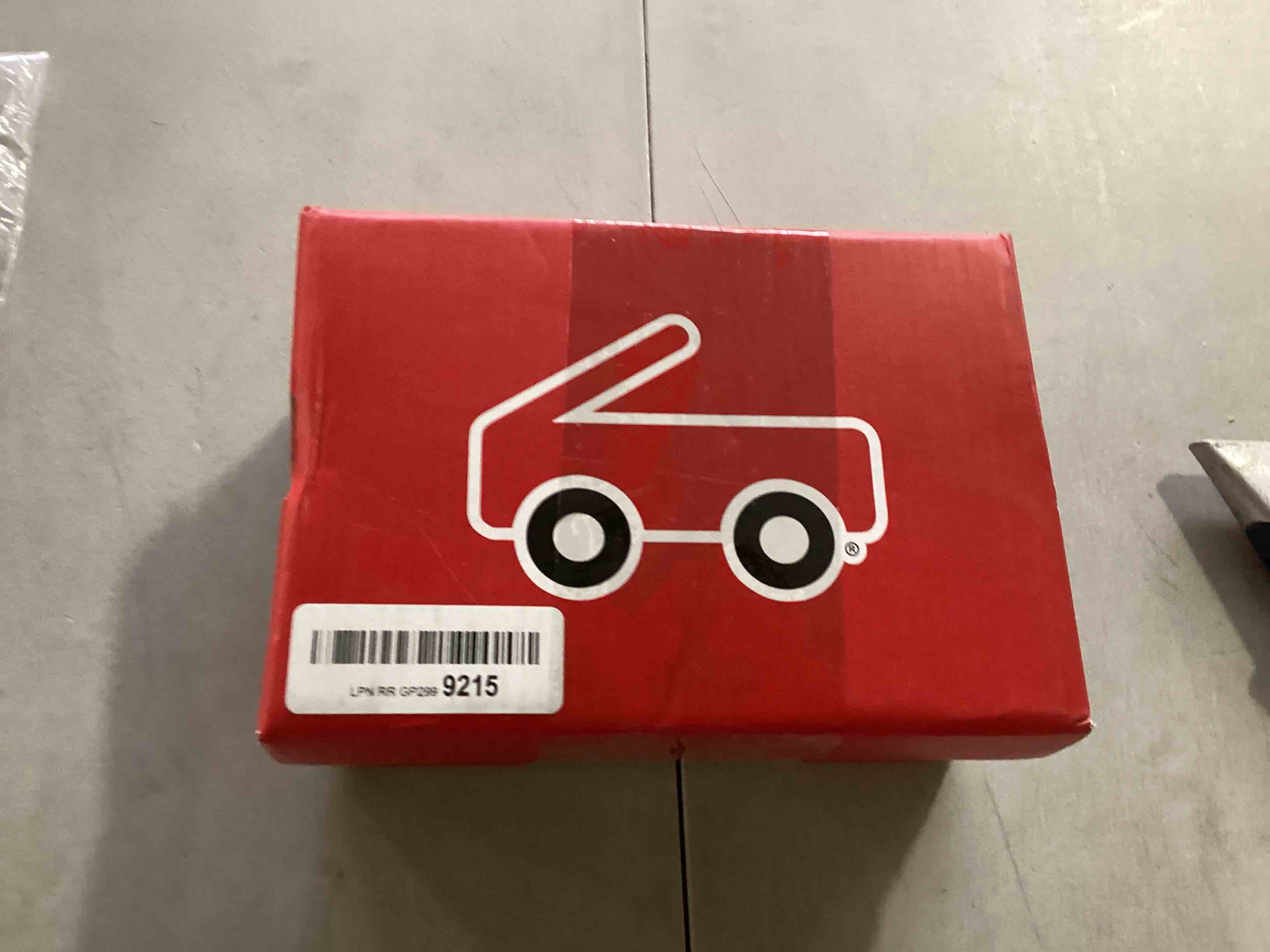 https://s3.amazonaws.com/lotting-images-prod/bidfta/RED5439637_1700503502661.jpeg