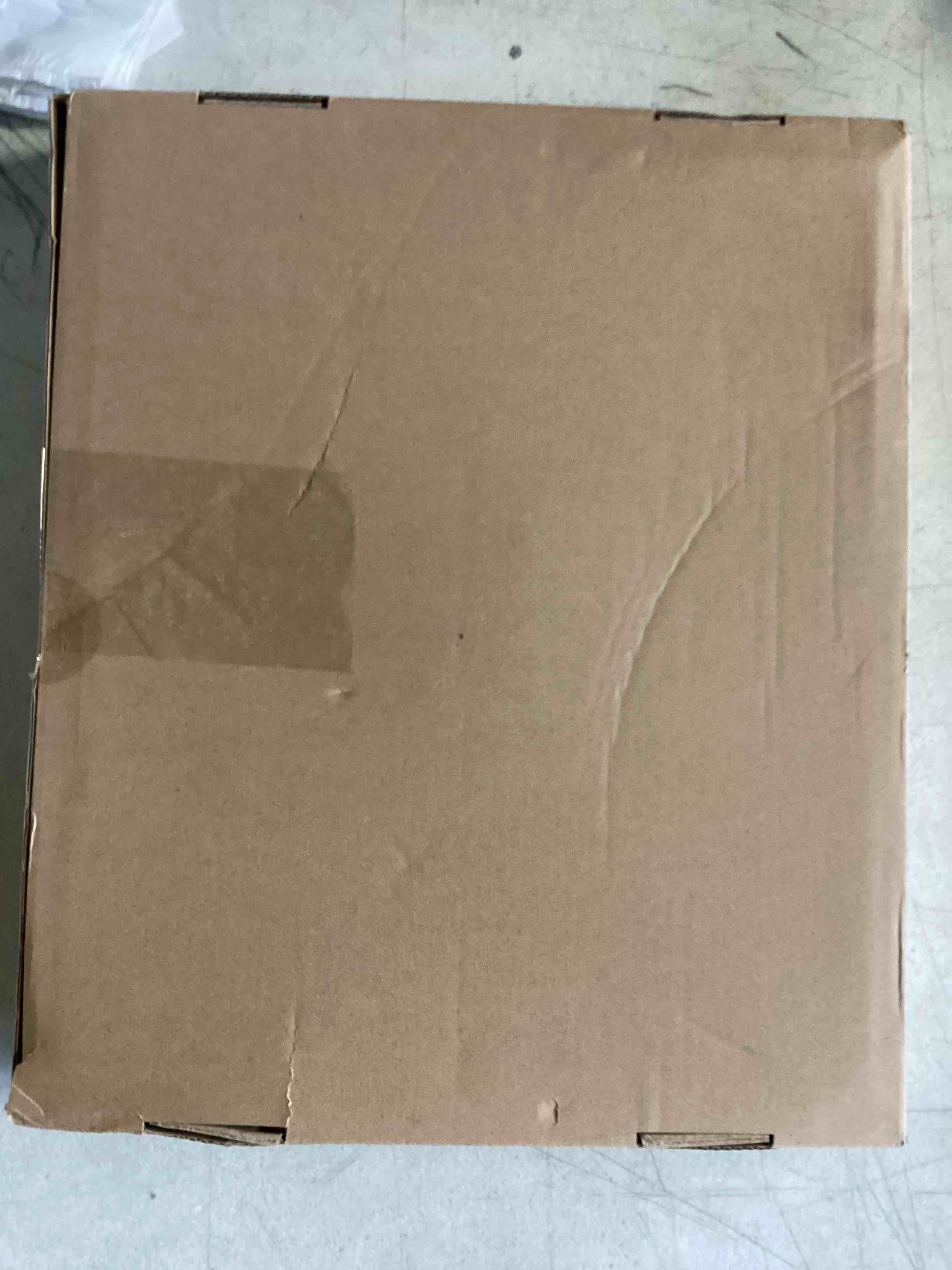https://s3.amazonaws.com/lotting-images-prod/bidfta/RED5440931_1700858542756.jpeg