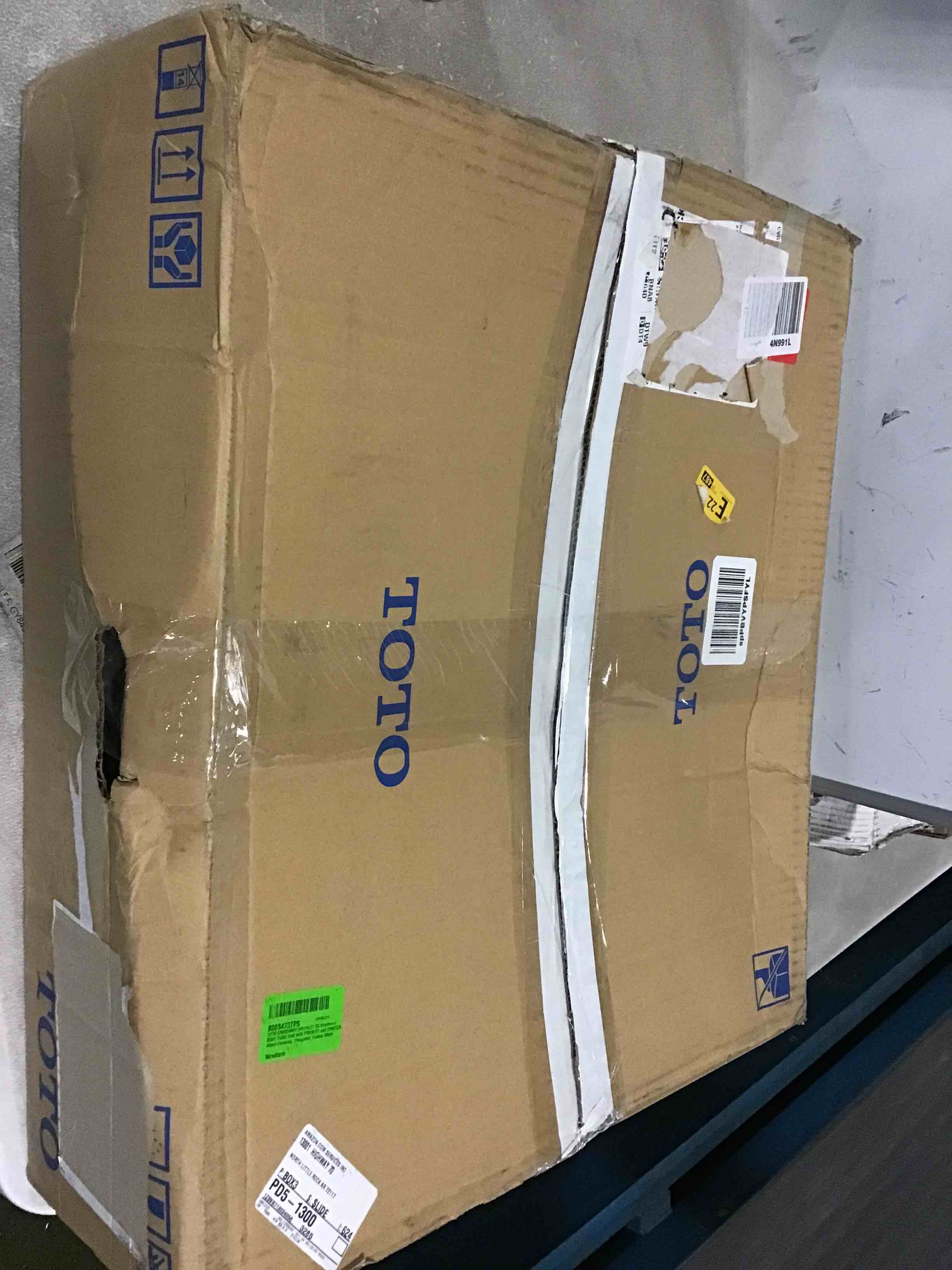 https://s3.amazonaws.com/lotting-images-prod/bidfta/RED5441023_1700249979085.jpeg