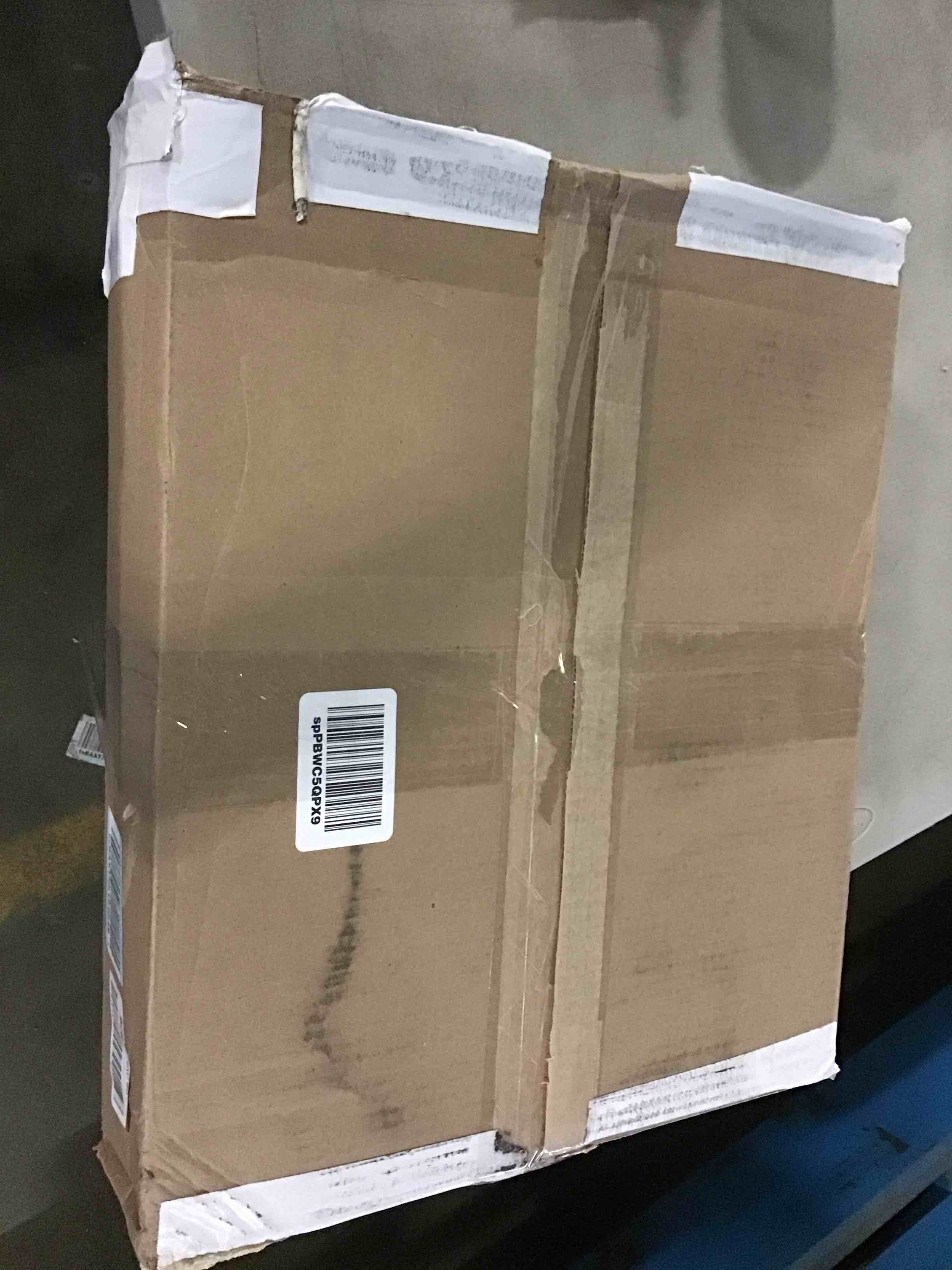 https://s3.amazonaws.com/lotting-images-prod/bidfta/RED5441315_1700572597911.jpeg
