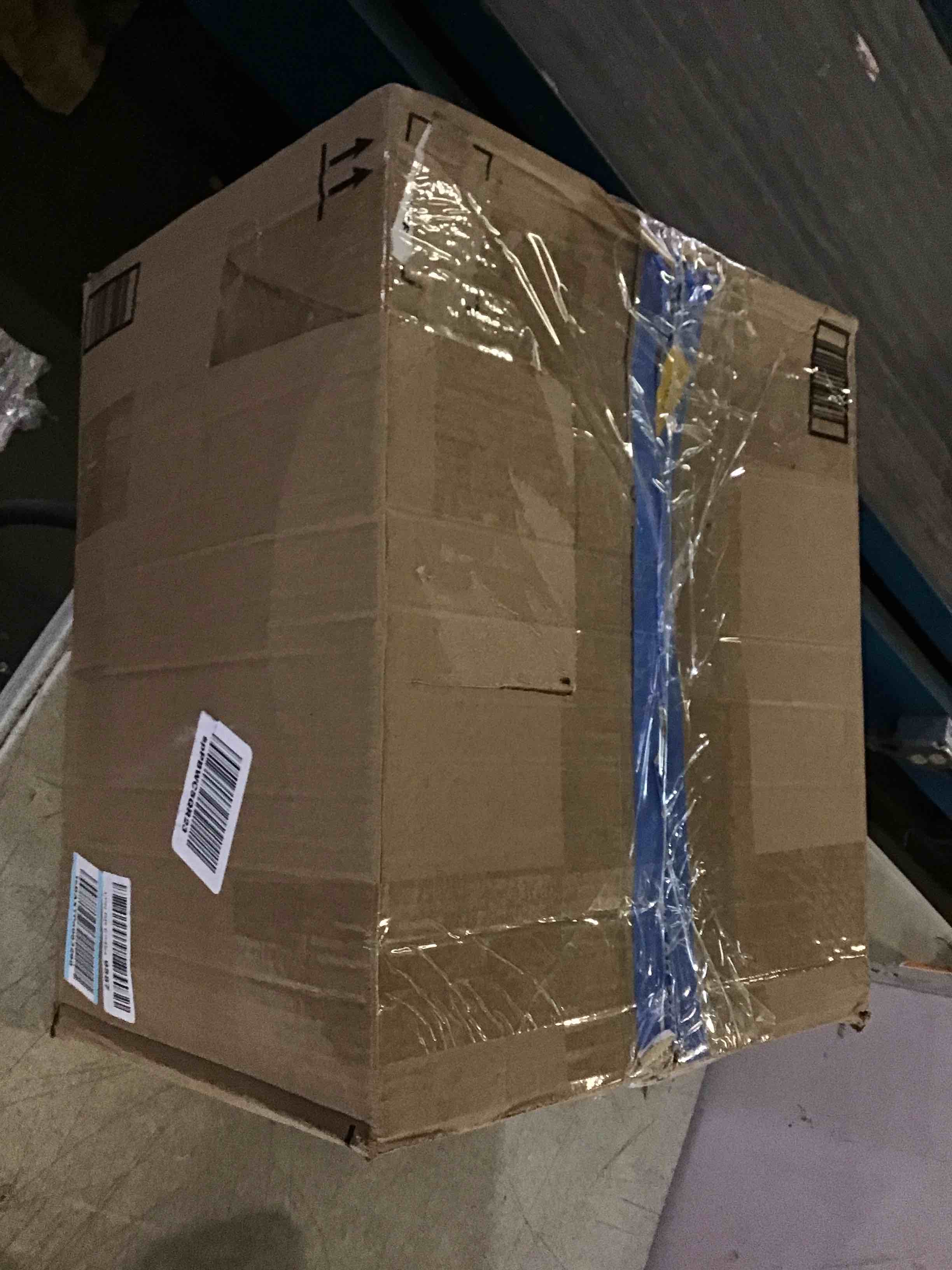 https://s3.amazonaws.com/lotting-images-prod/bidfta/RED5441661_1700675550169.jpeg