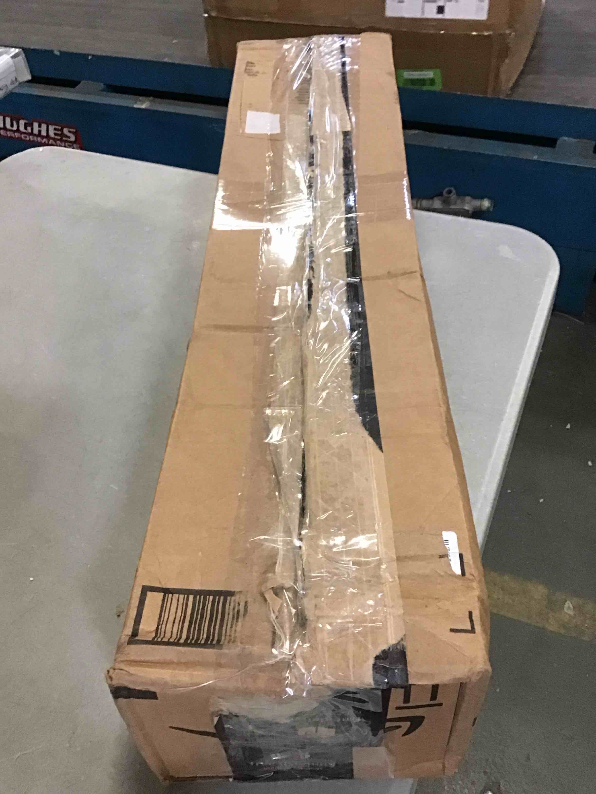 https://s3.amazonaws.com/lotting-images-prod/bidfta/RED5441959_1700854470201.jpeg