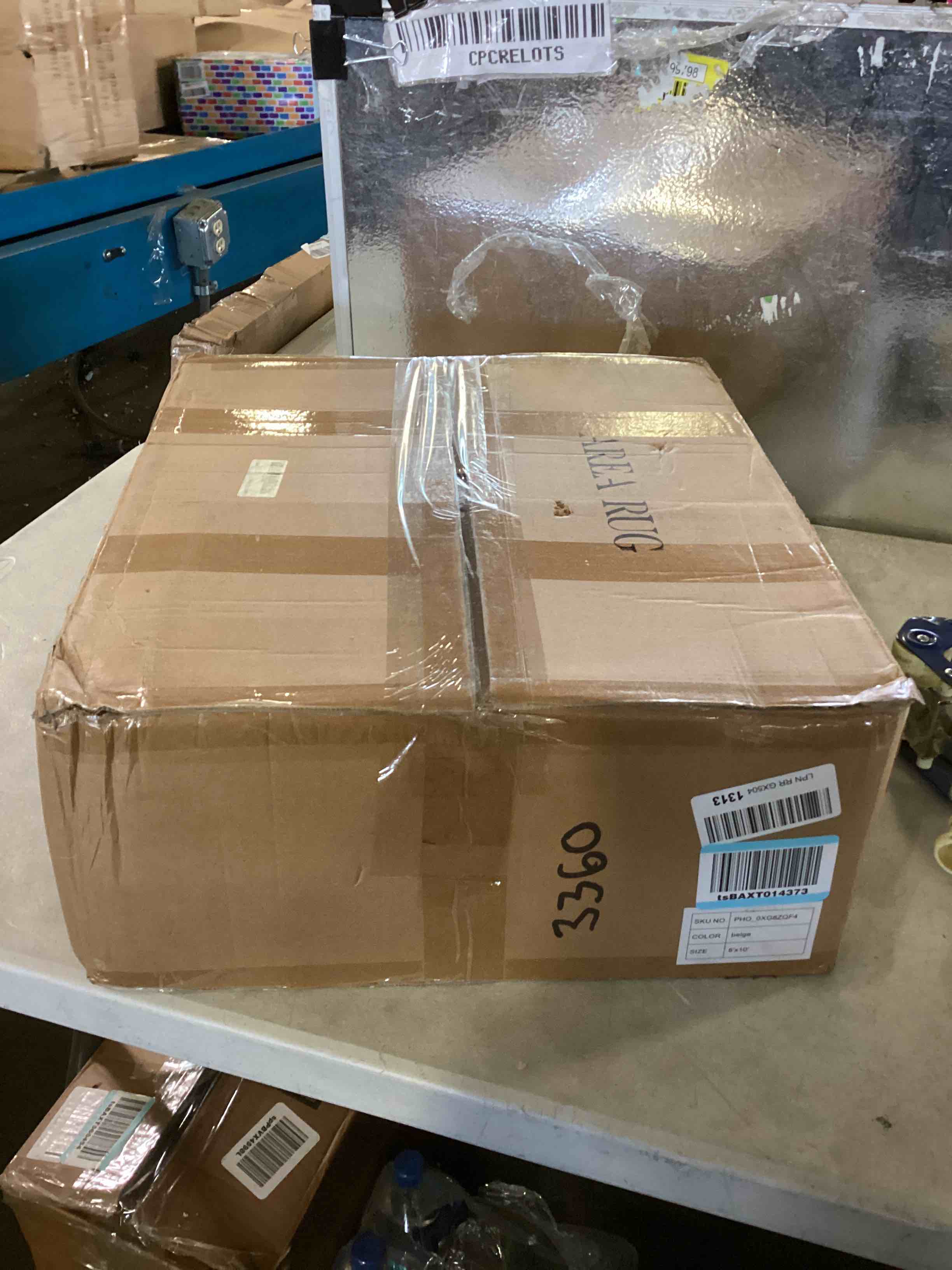 https://s3.amazonaws.com/lotting-images-prod/bidfta/RED5443117_1701283947614.jpeg