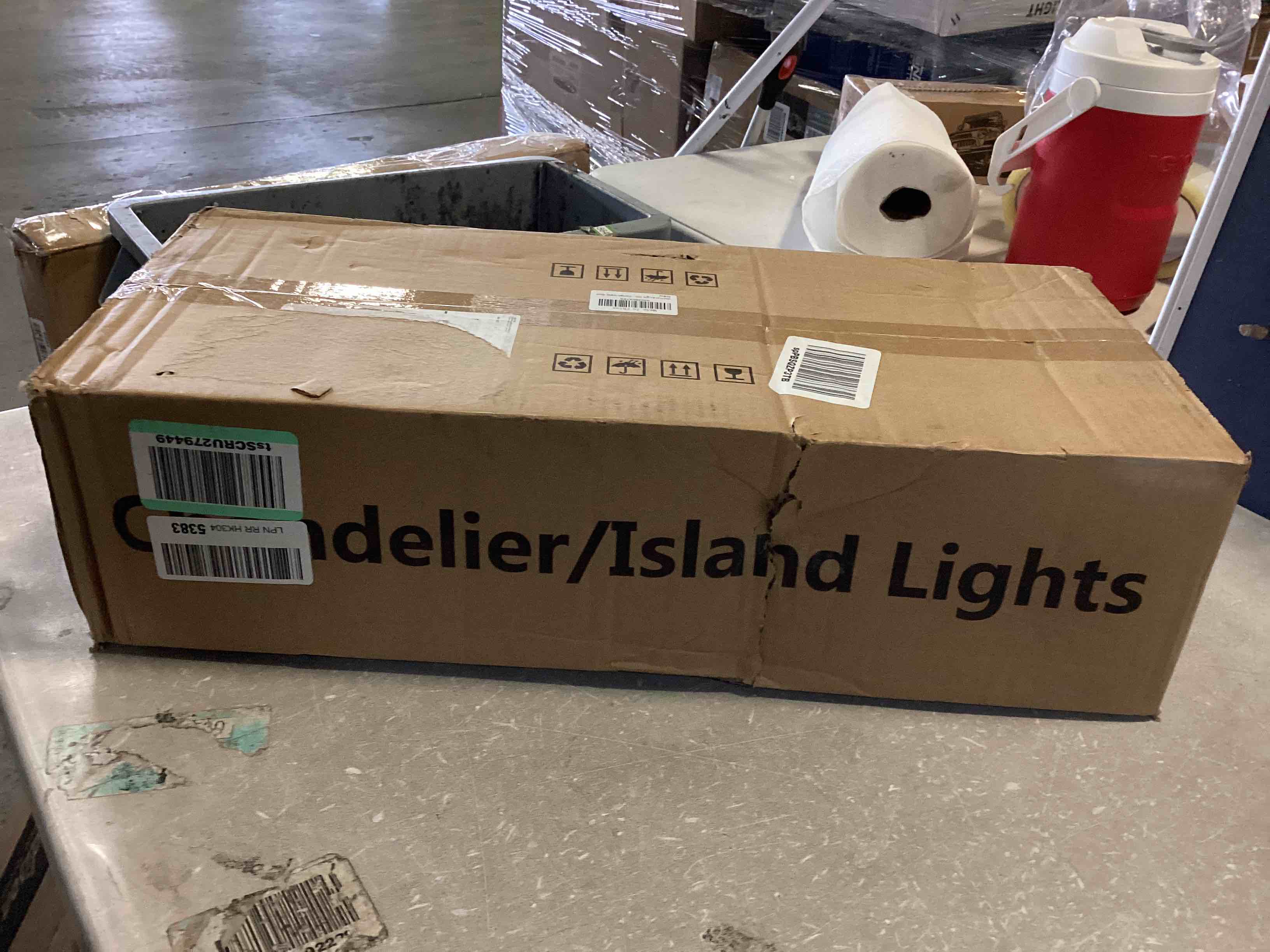 https://s3.amazonaws.com/lotting-images-prod/bidfta/RED5443258_1701362360051.jpeg