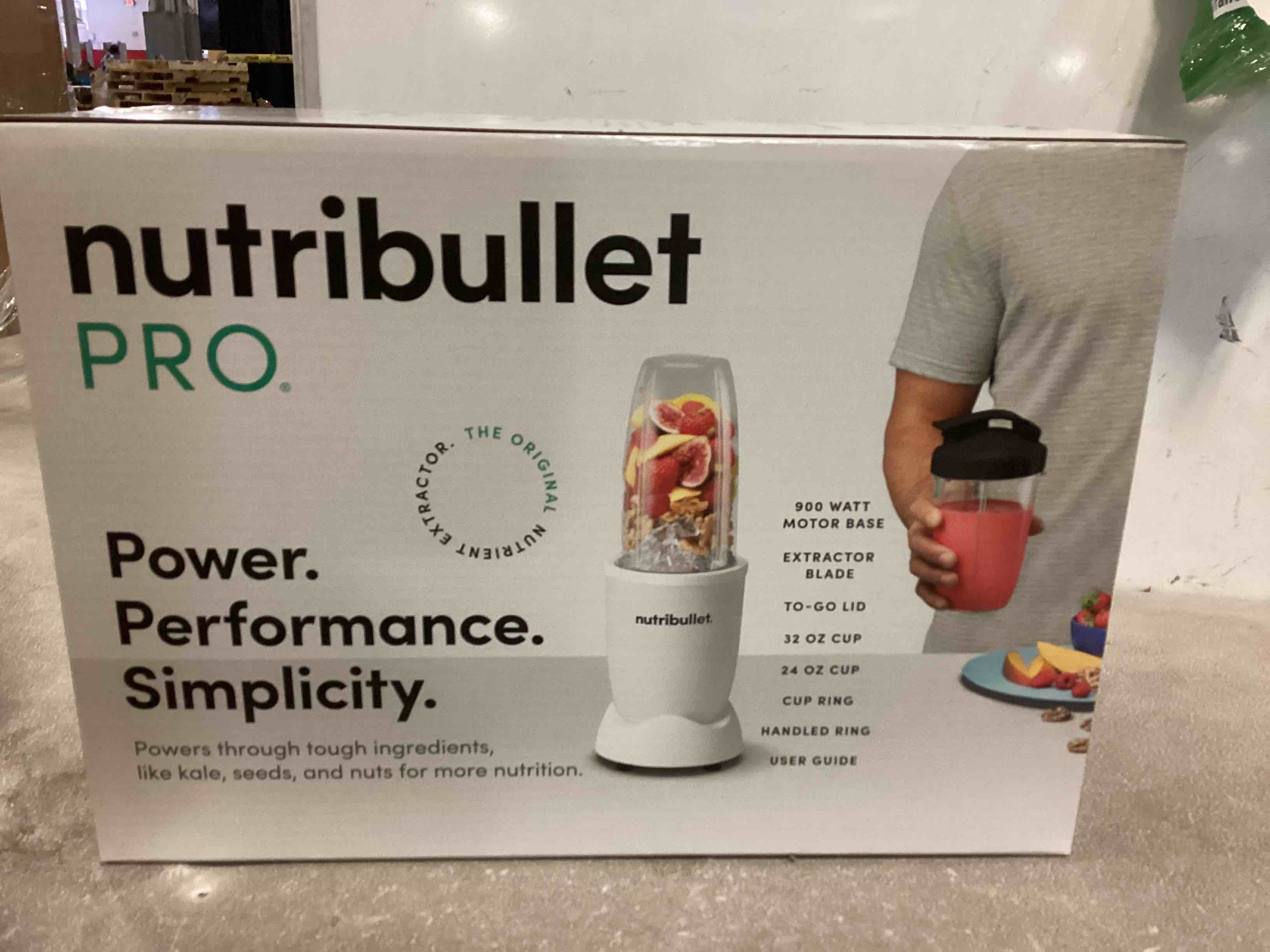 https://s3.amazonaws.com/lotting-images-prod/bidfta/RED5443574_1701695709875.jpeg