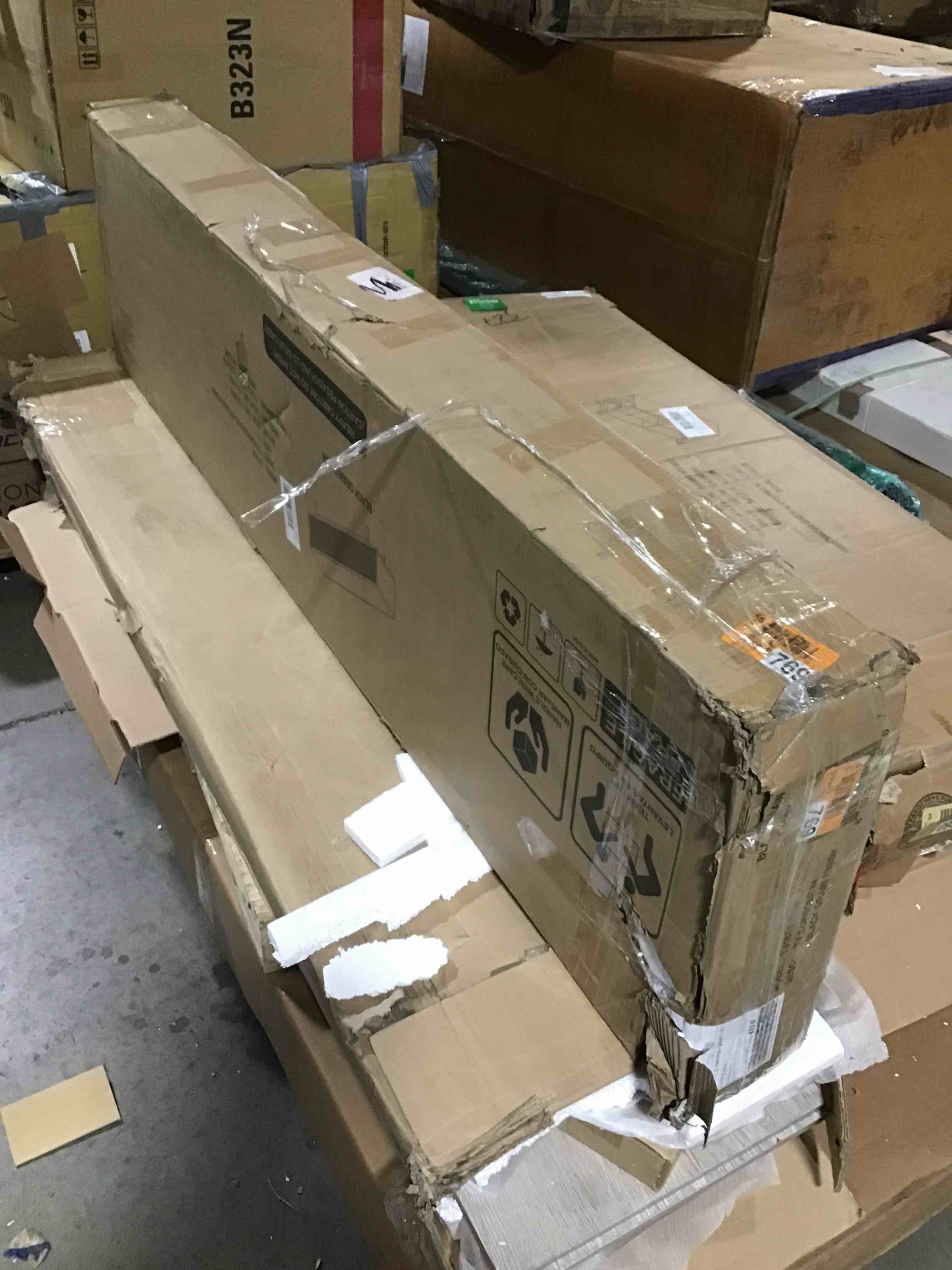 https://s3.amazonaws.com/lotting-images-prod/bidfta/RED5444749_1706543931370.jpeg