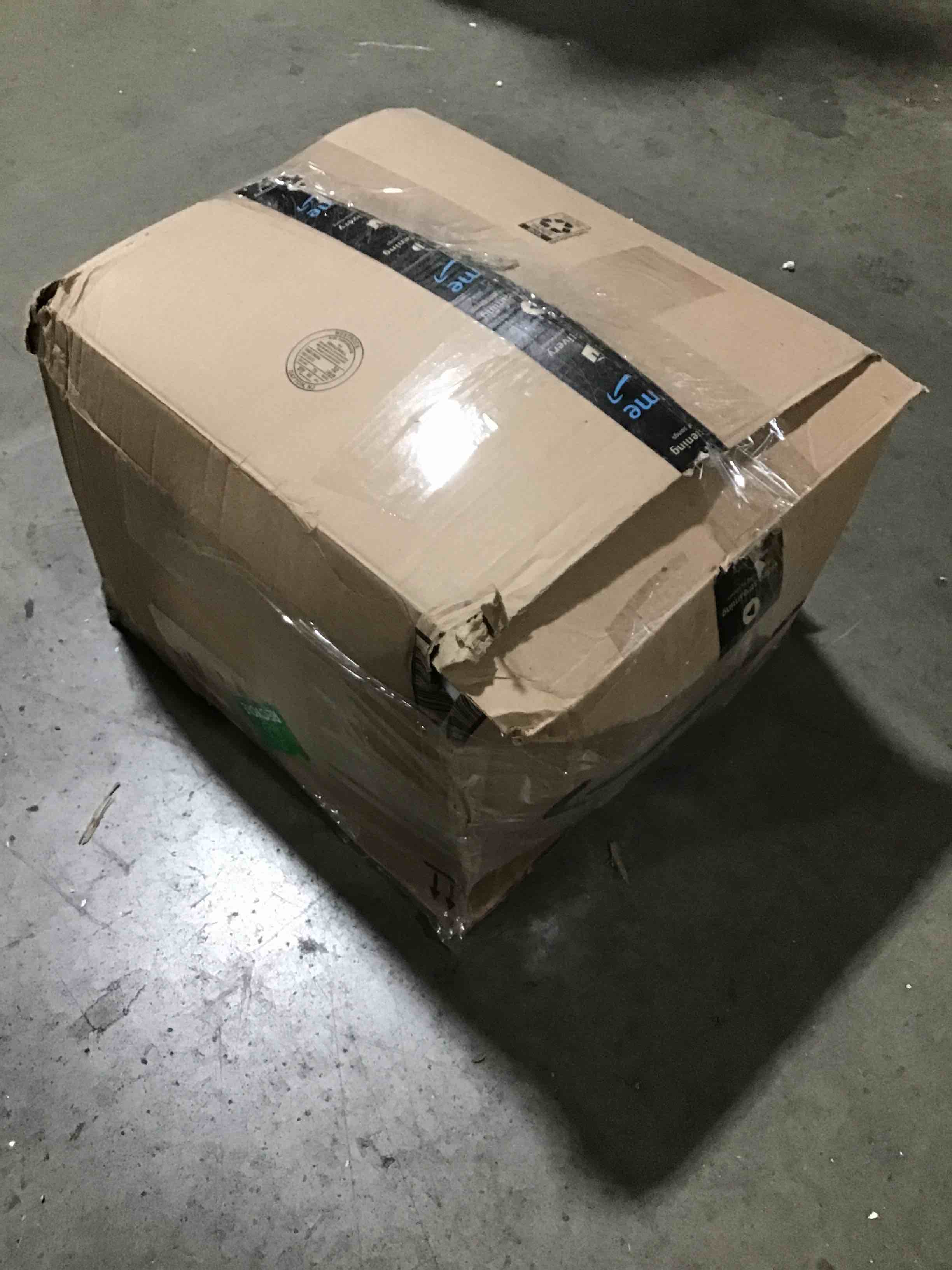 https://s3.amazonaws.com/lotting-images-prod/bidfta/RED5444753_1706544909242.jpeg