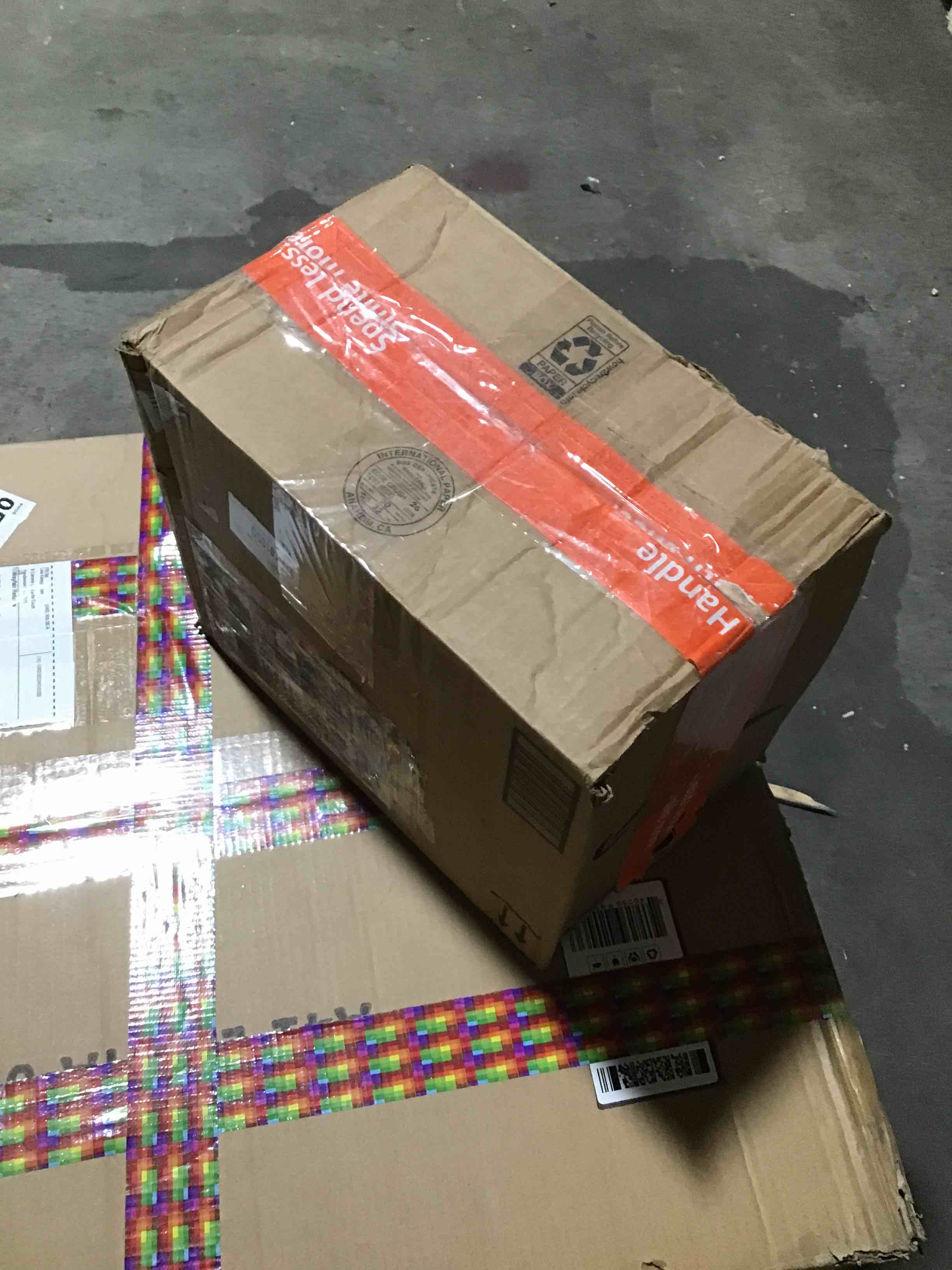 https://s3.amazonaws.com/lotting-images-prod/bidfta/RED5445093_1706892343365.jpeg