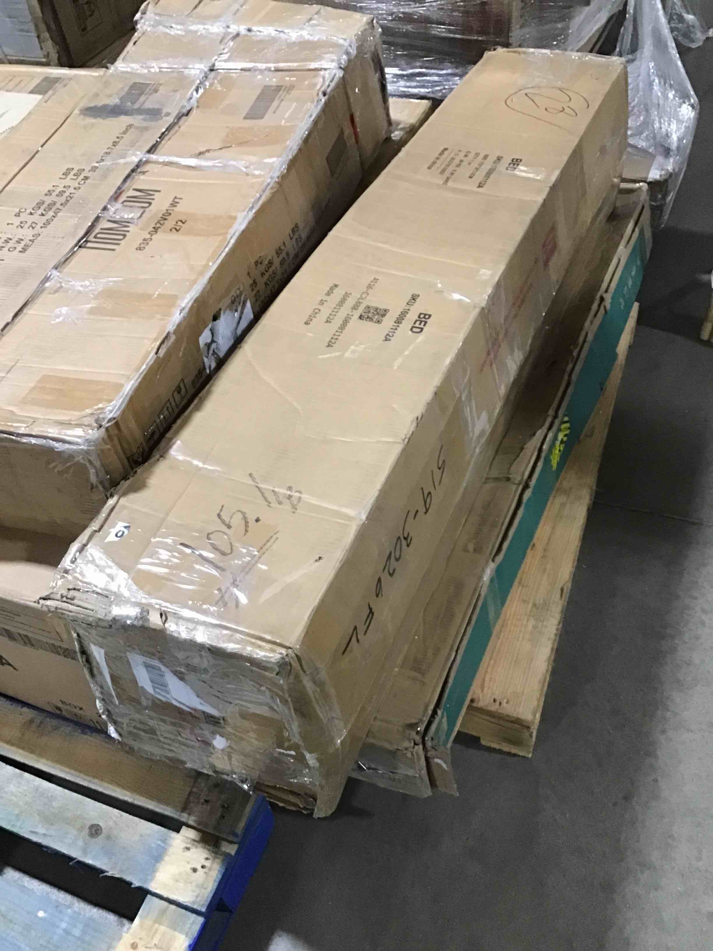 https://s3.amazonaws.com/lotting-images-prod/bidfta/RED5445268_1707148614022.jpeg