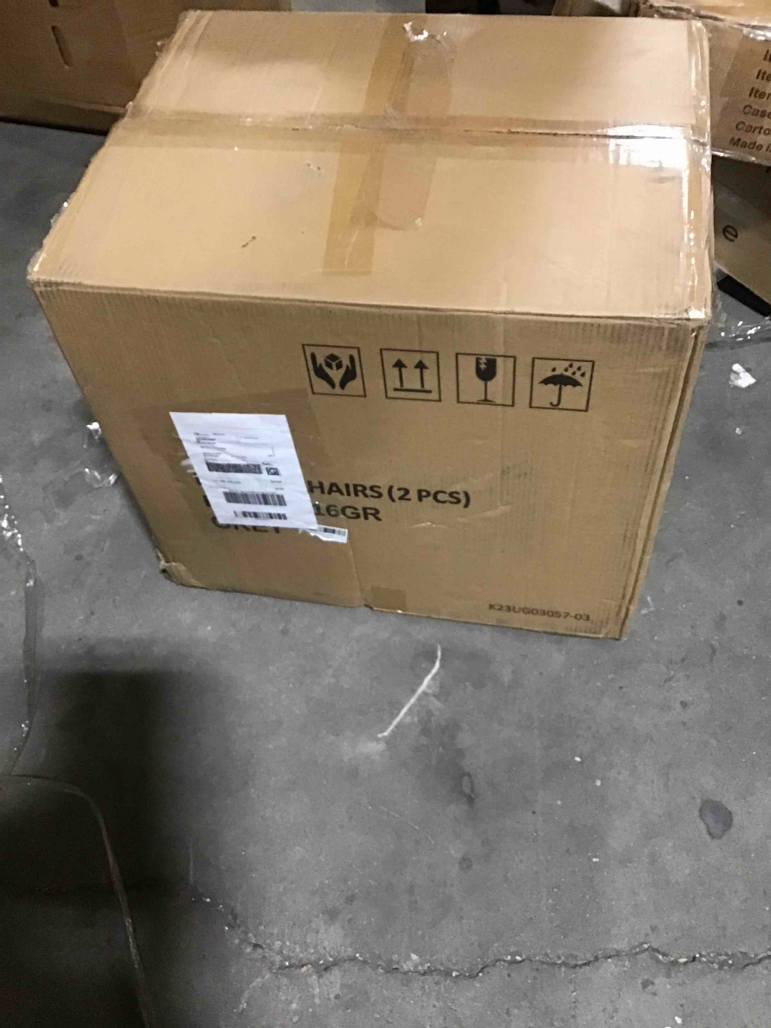 https://s3.amazonaws.com/lotting-images-prod/bidfta/RED5446460_1706106602019.jpeg