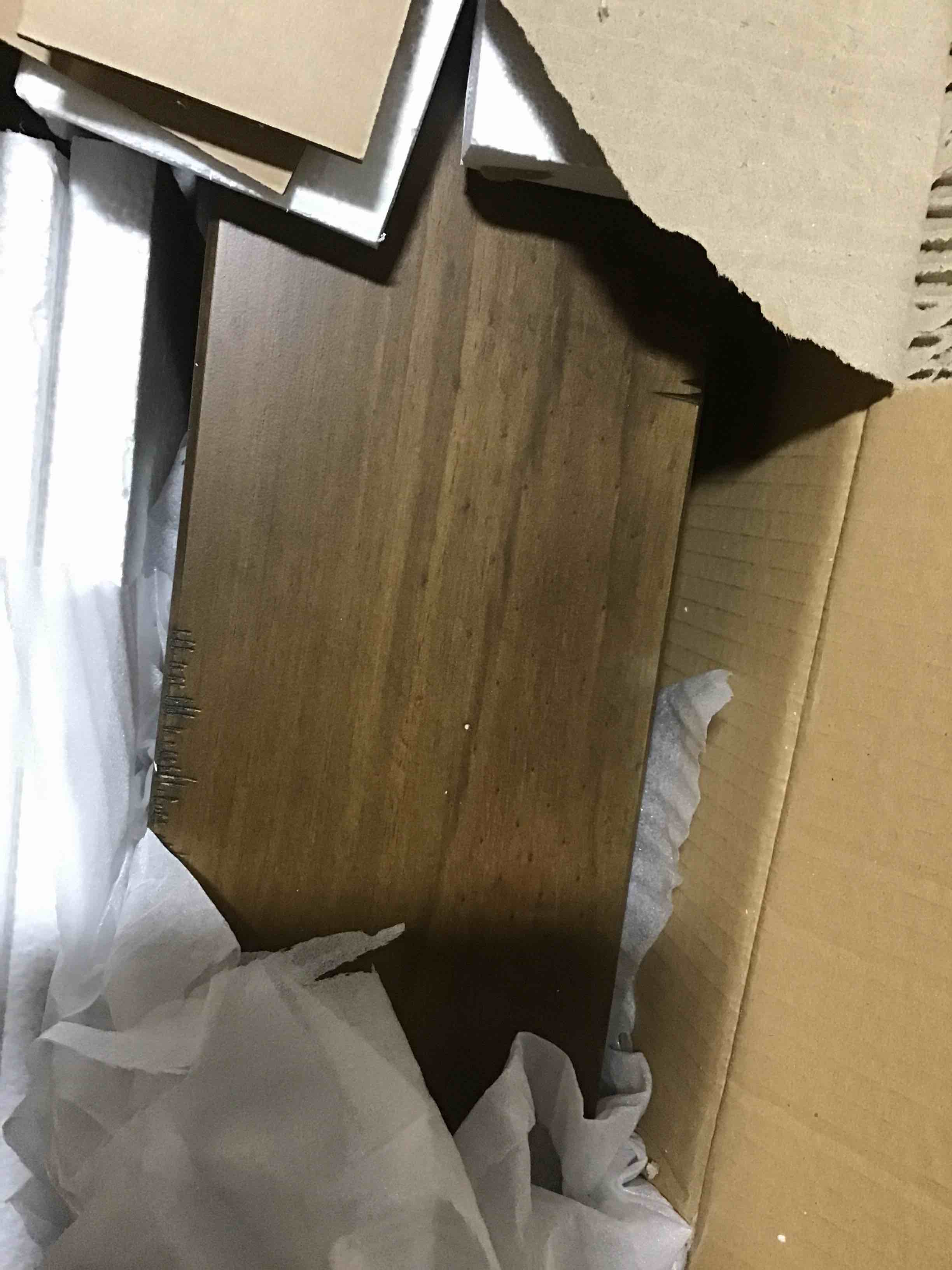 https://s3.amazonaws.com/lotting-images-prod/bidfta/RED5446847_1706531167932.jpeg