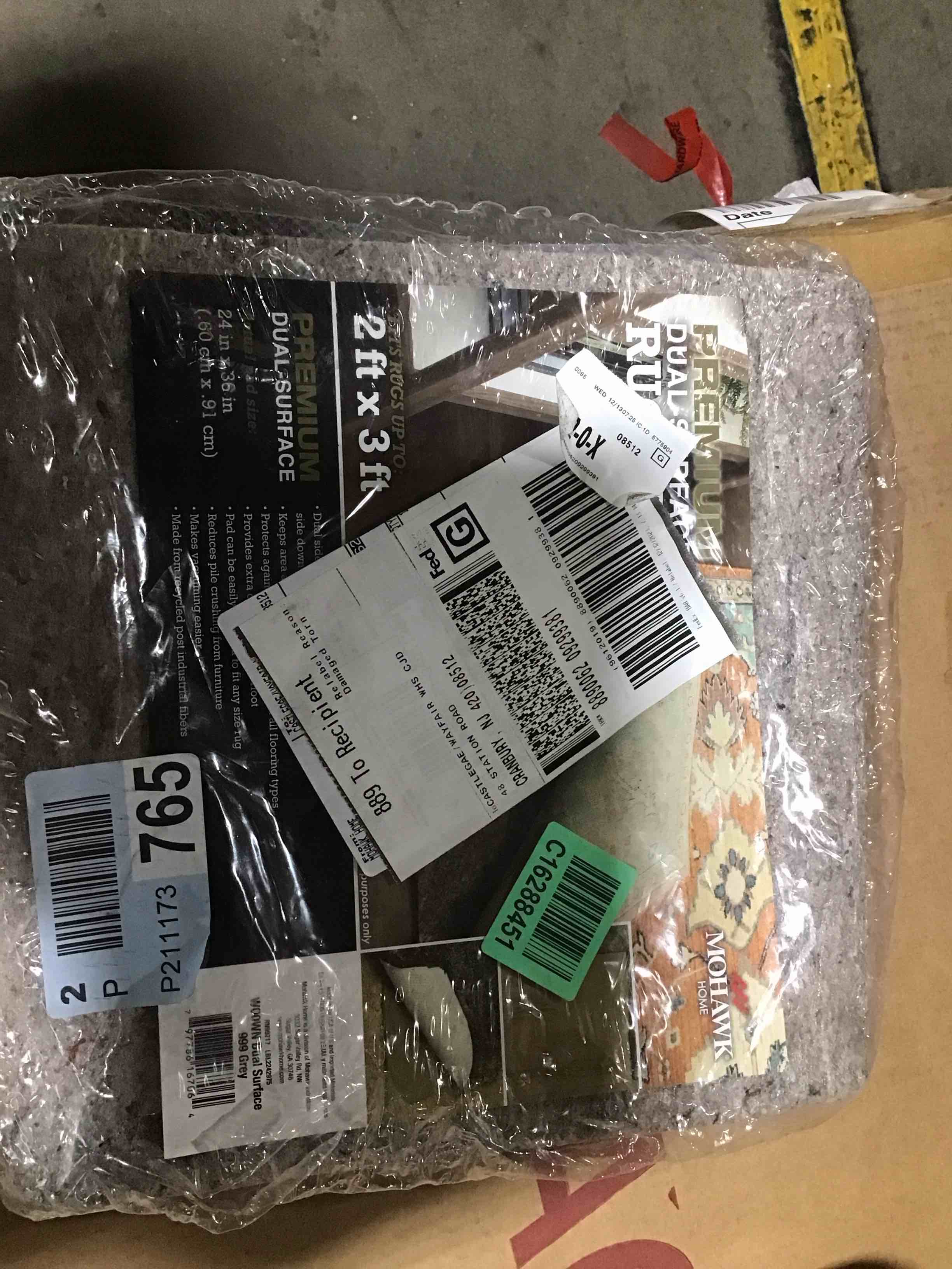https://s3.amazonaws.com/lotting-images-prod/bidfta/RED5448379_1706628779010.jpeg