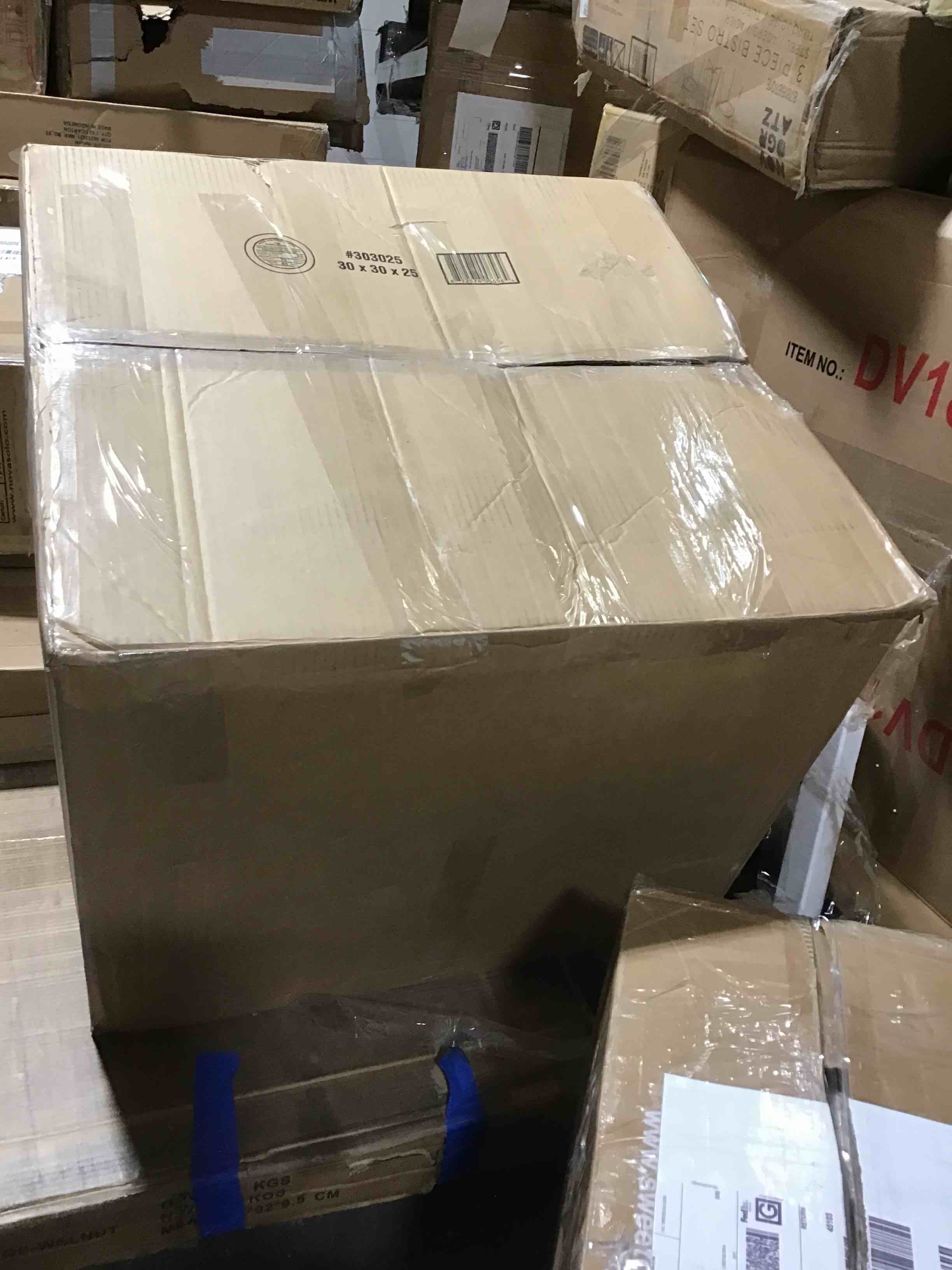 https://s3.amazonaws.com/lotting-images-prod/bidfta/RED5449377_1706277610005.jpeg