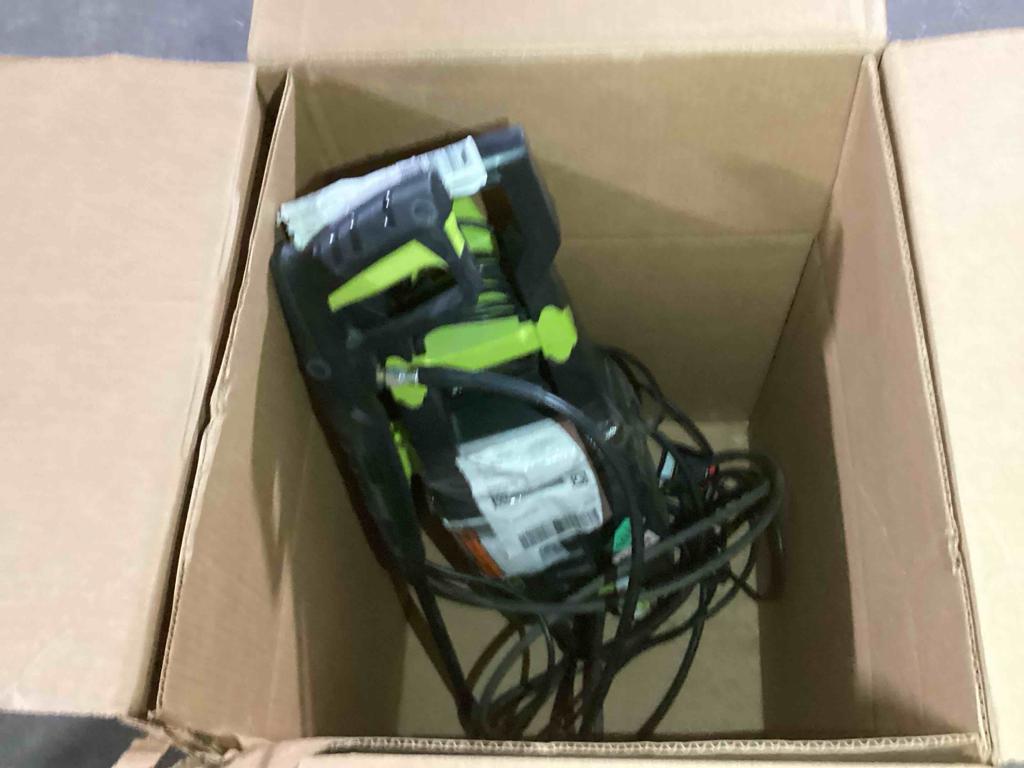 https://s3.amazonaws.com/lotting-images-prod/bidfta/RED5450191_1708106774633.jpeg