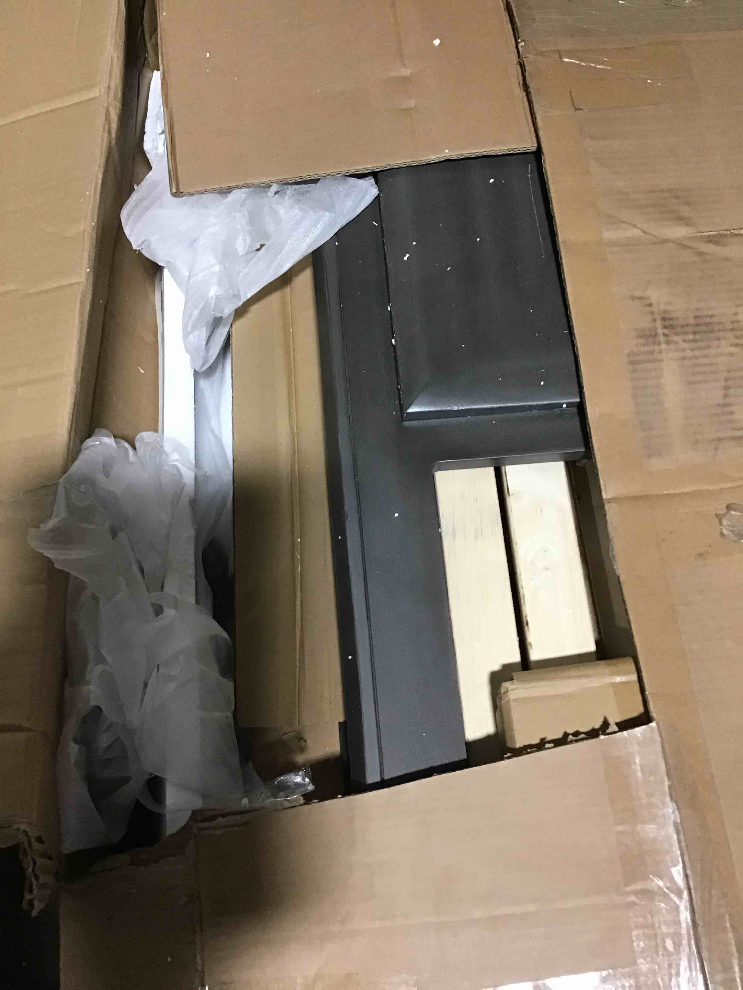 https://s3.amazonaws.com/lotting-images-prod/bidfta/RED5451523_1706892762116.jpeg