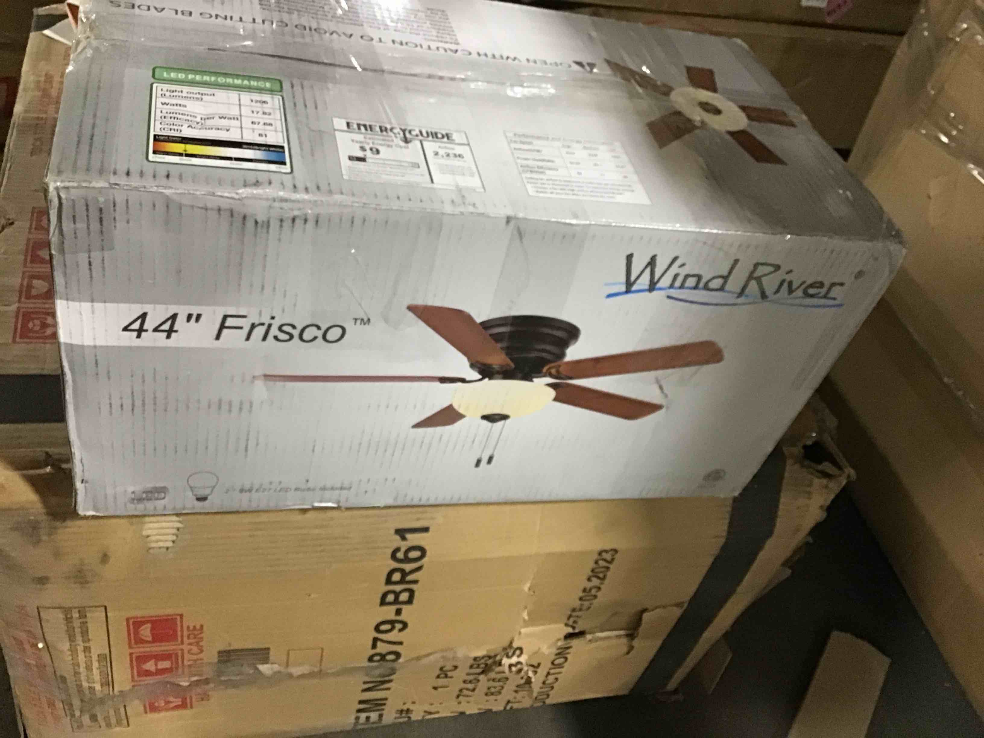 https://s3.amazonaws.com/lotting-images-prod/bidfta/RED5451709_1707144879436.jpeg
