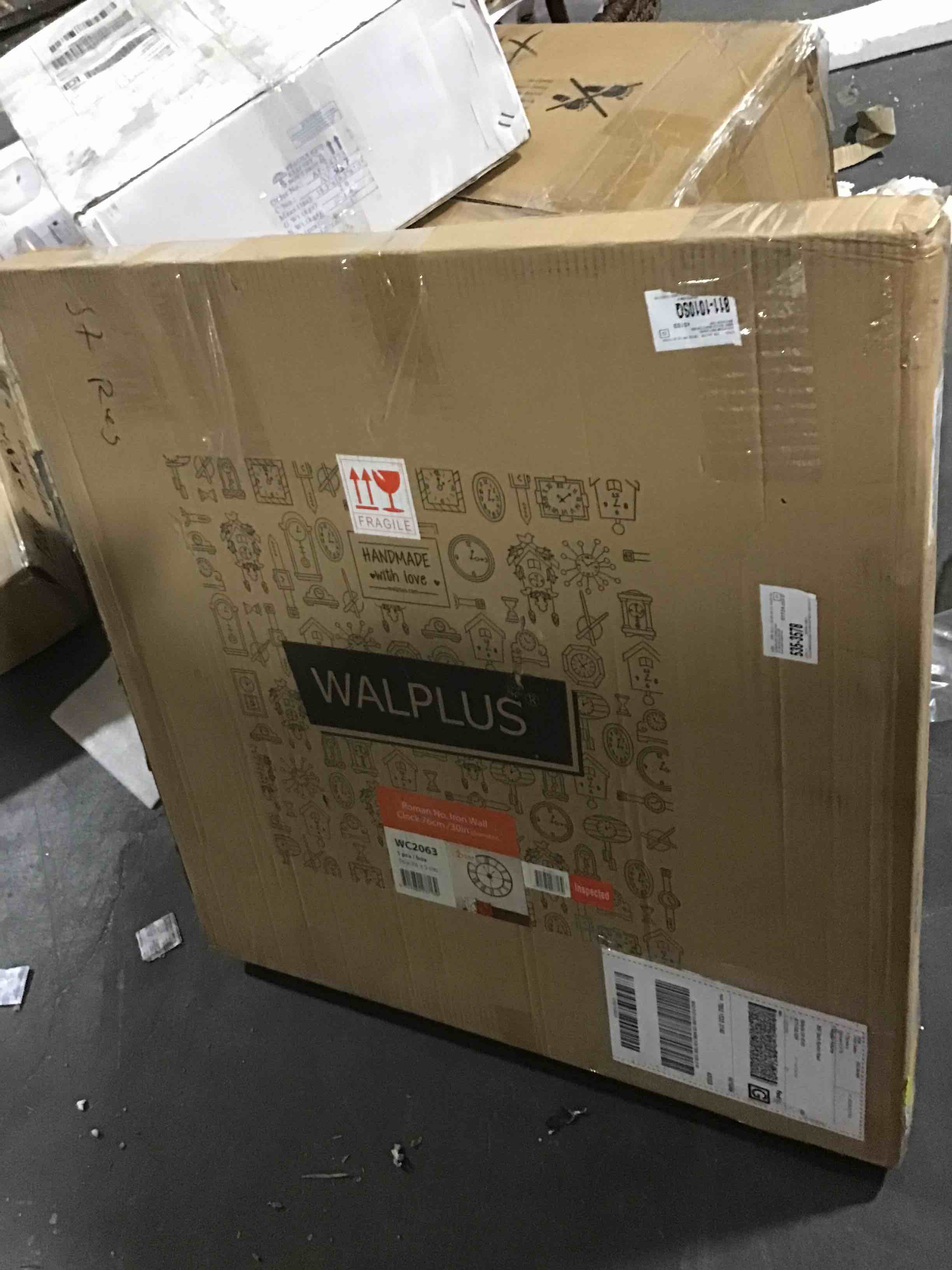 https://s3.amazonaws.com/lotting-images-prod/bidfta/RED5451804_1707252921930.jpeg