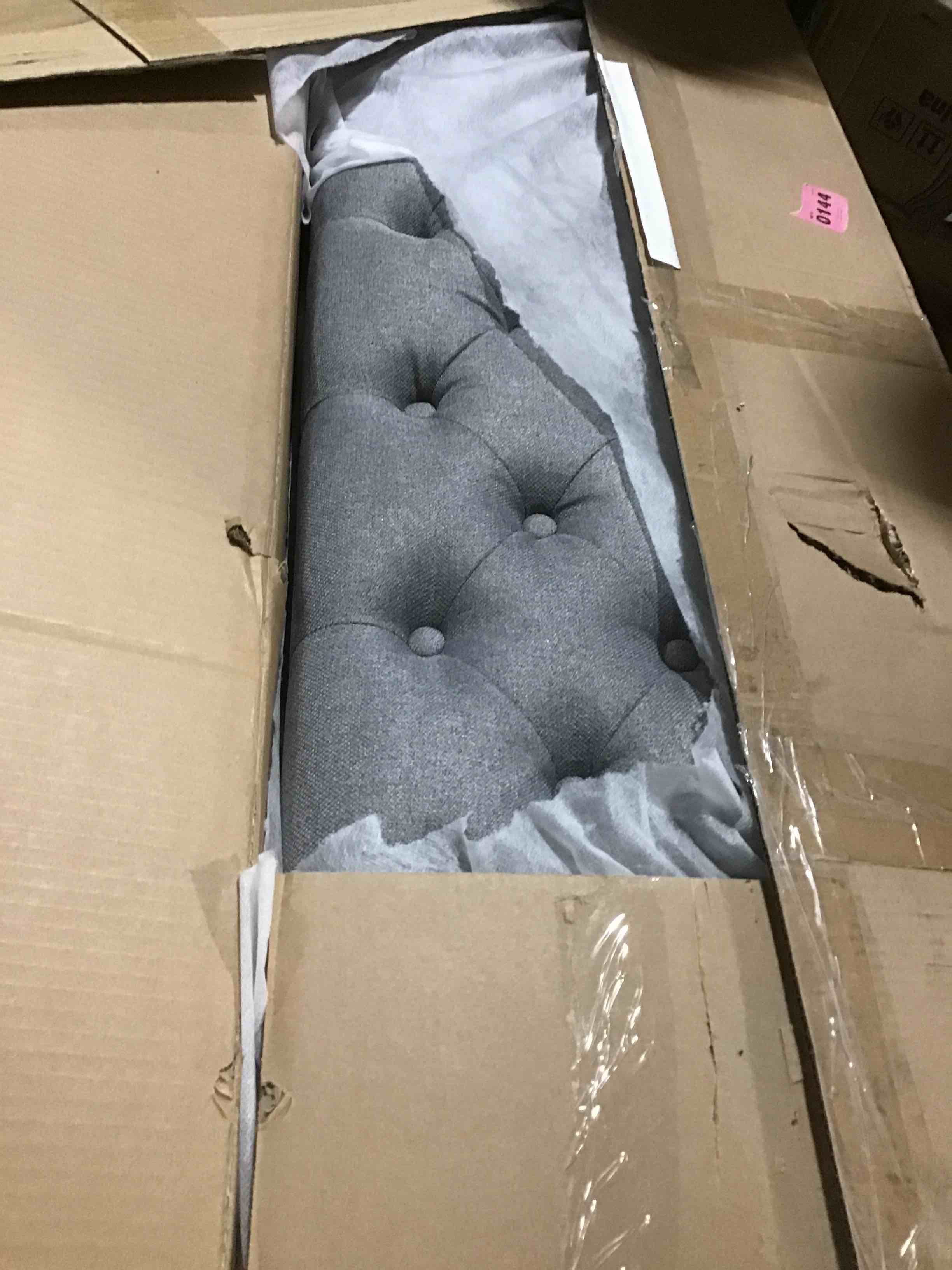 https://s3.amazonaws.com/lotting-images-prod/bidfta/RED5451916_1707328039496.jpeg