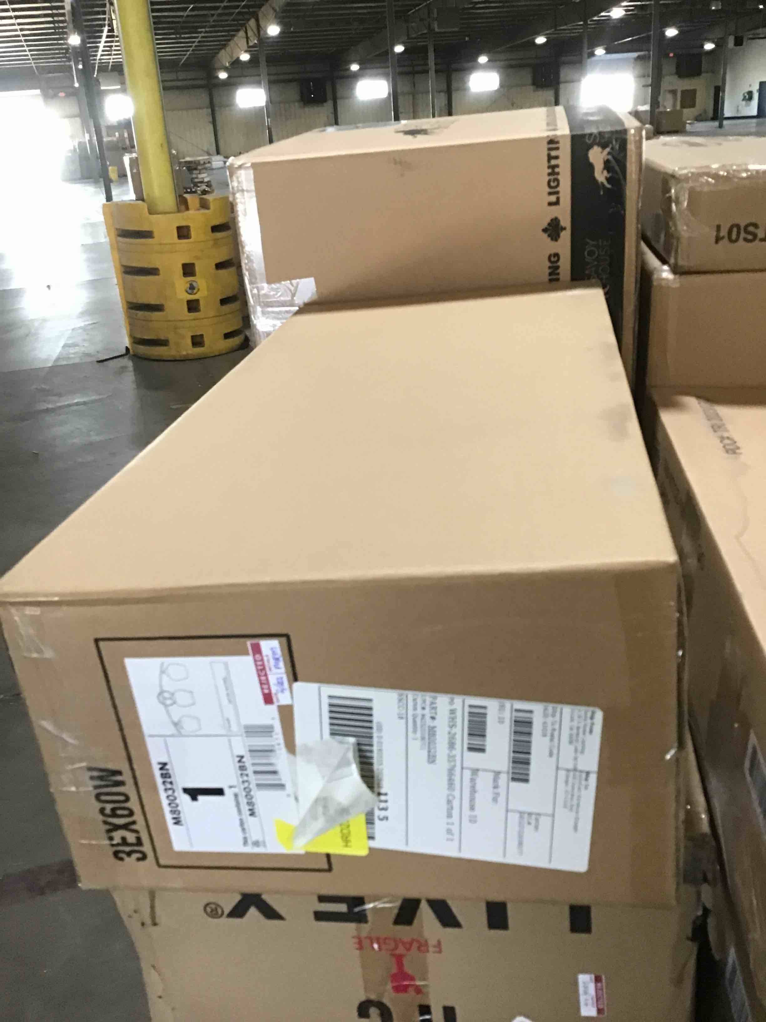 https://s3.amazonaws.com/lotting-images-prod/bidfta/RED5454282_1708976980762.jpeg