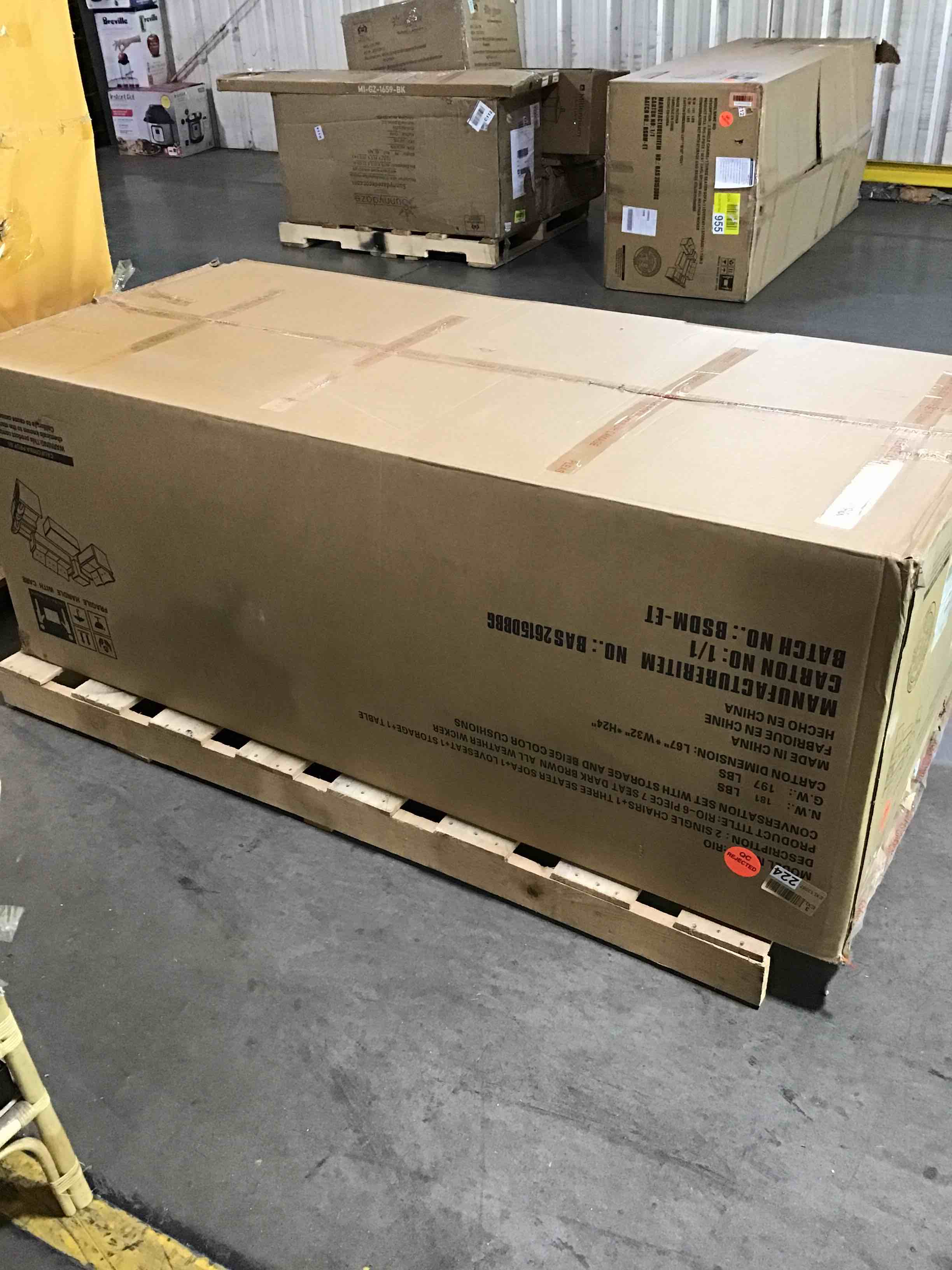 https://s3.amazonaws.com/lotting-images-prod/bidfta/RED5454815_1714141776676.jpeg