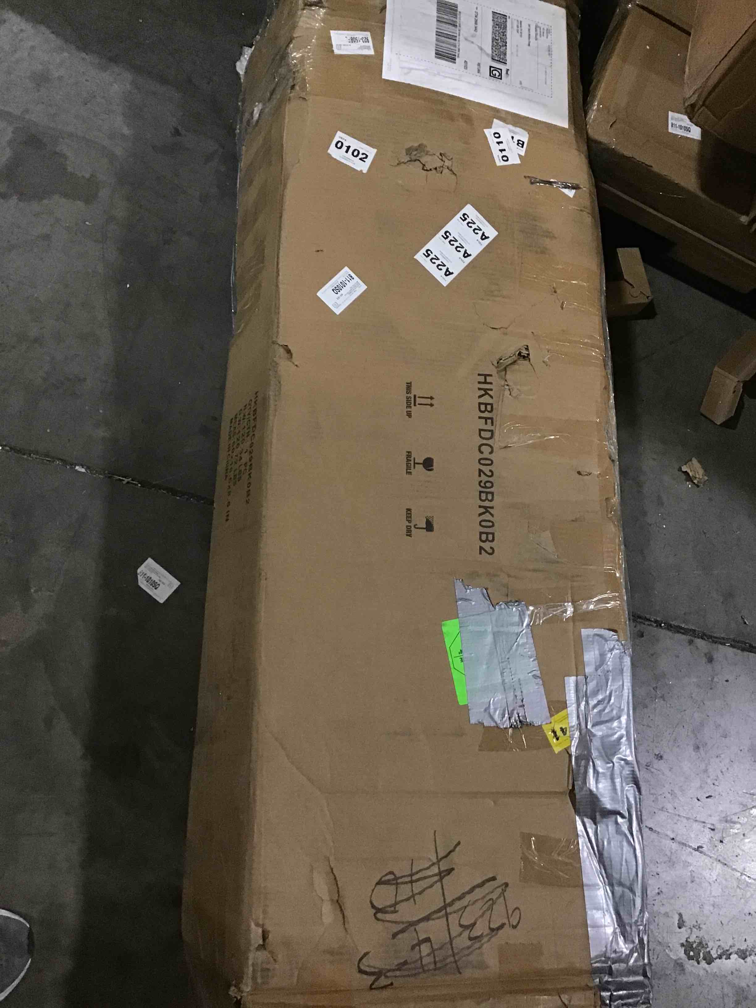 https://s3.amazonaws.com/lotting-images-prod/bidfta/RED5455138_1714577122659.jpeg