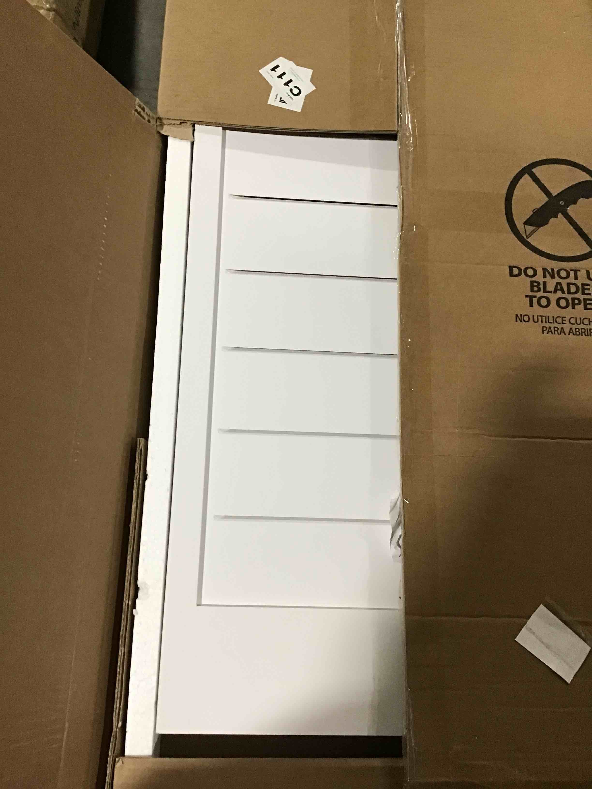 https://s3.amazonaws.com/lotting-images-prod/bidfta/RED5455140_1714577815794.jpeg
