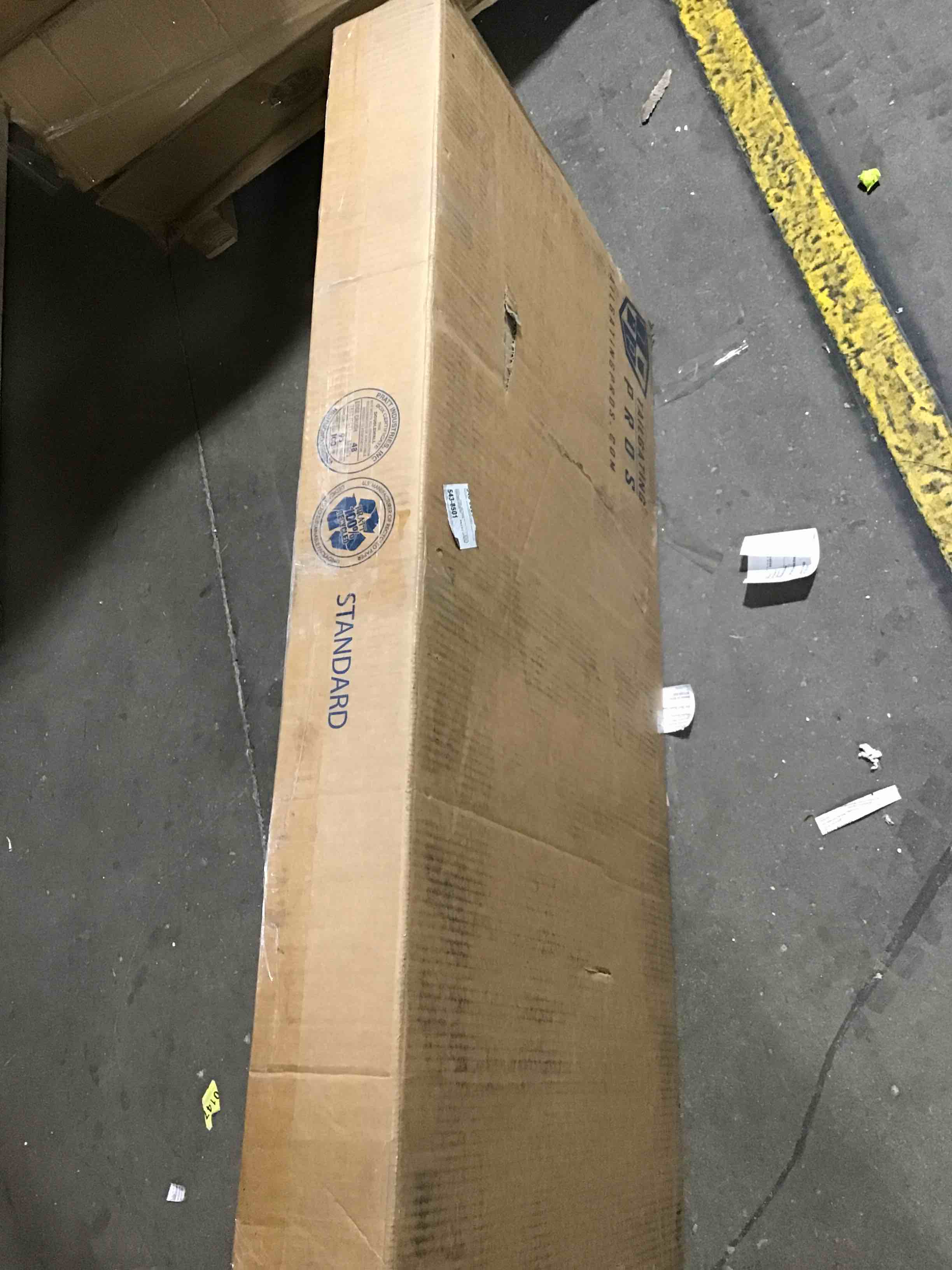 https://s3.amazonaws.com/lotting-images-prod/bidfta/RED5455869_1715965232561.jpeg