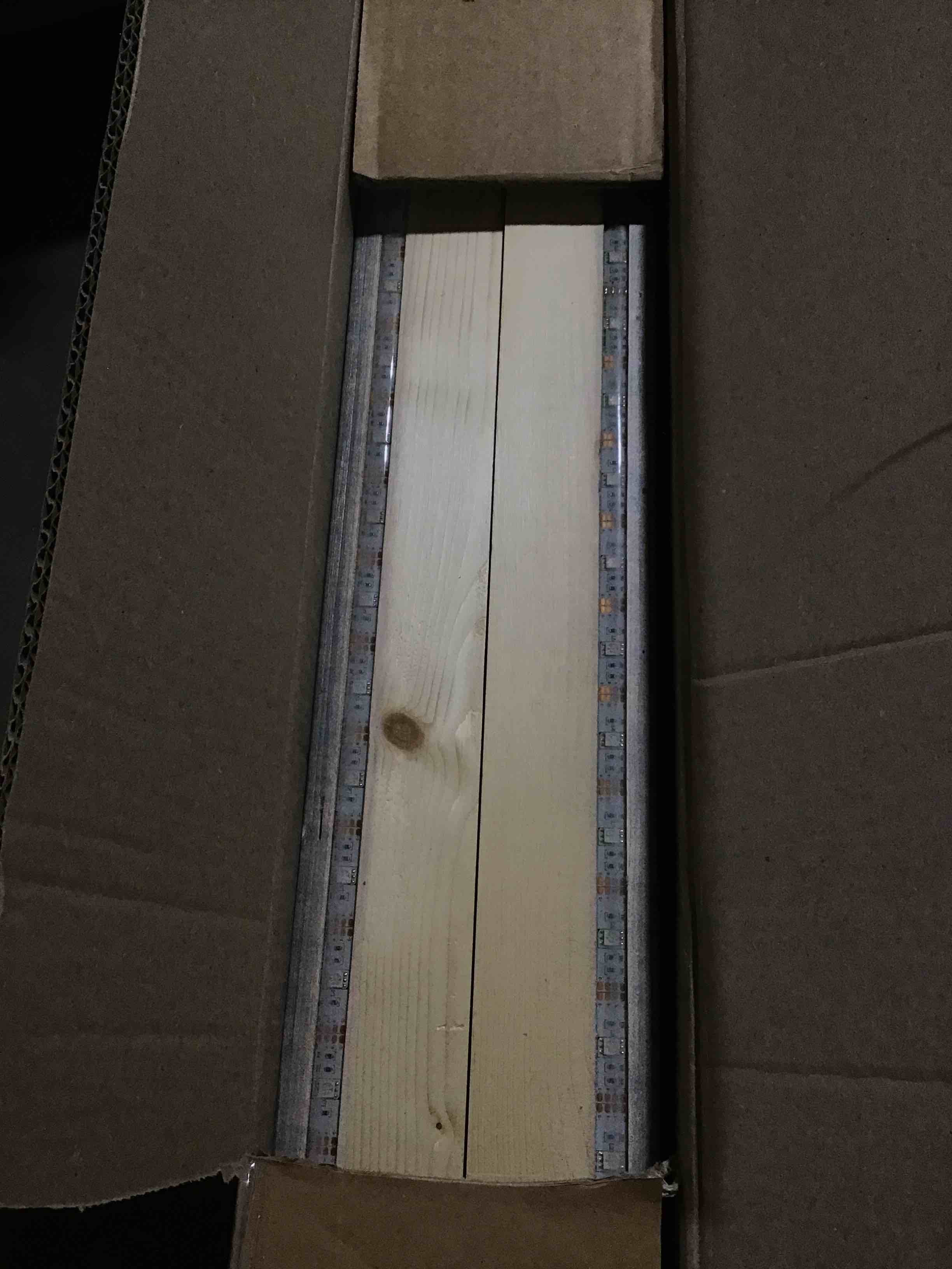 https://s3.amazonaws.com/lotting-images-prod/bidfta/RED5455869_1715965263028.jpeg